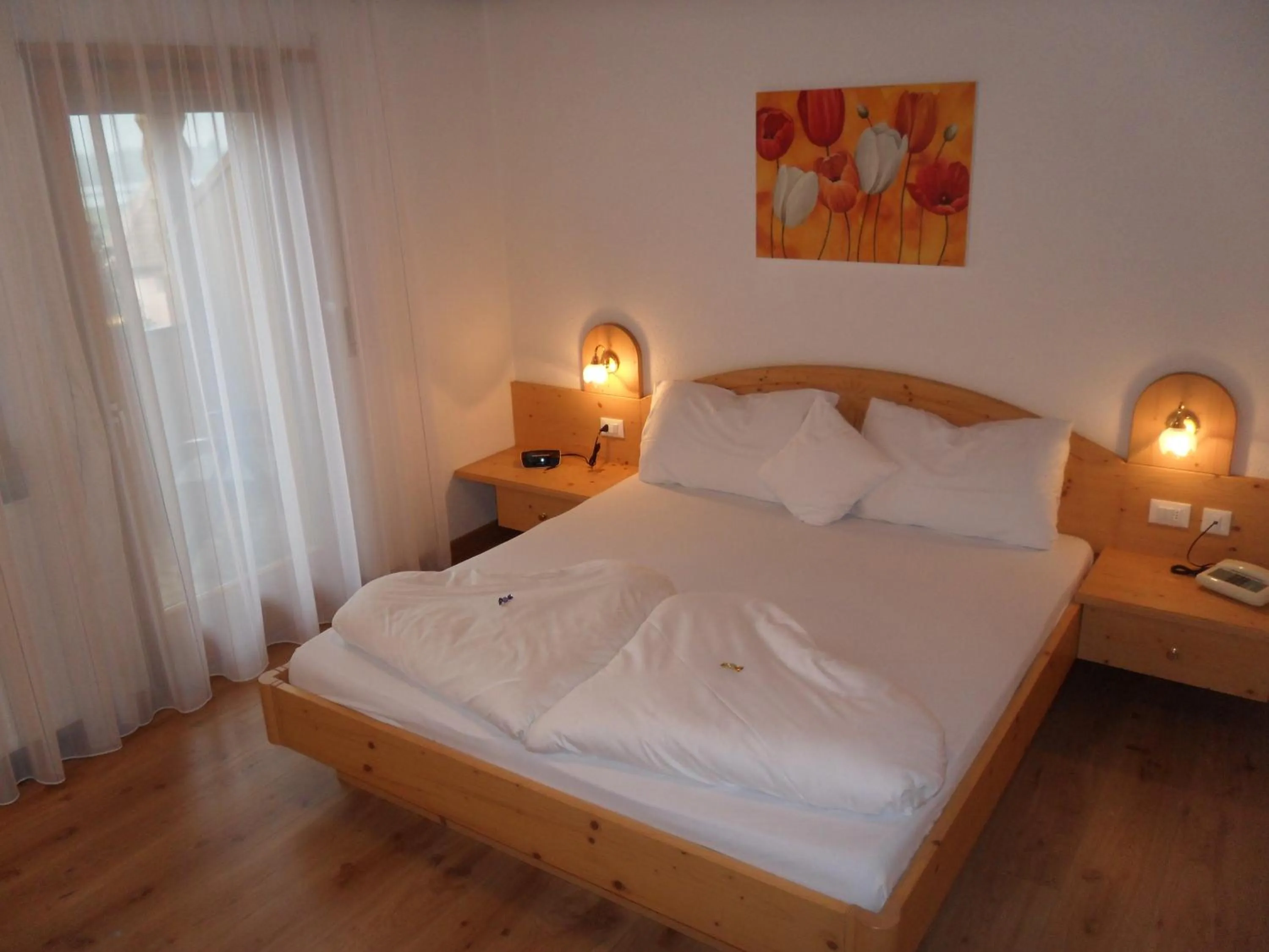 Photo of the whole room, Bed in Hotel FleurAlp