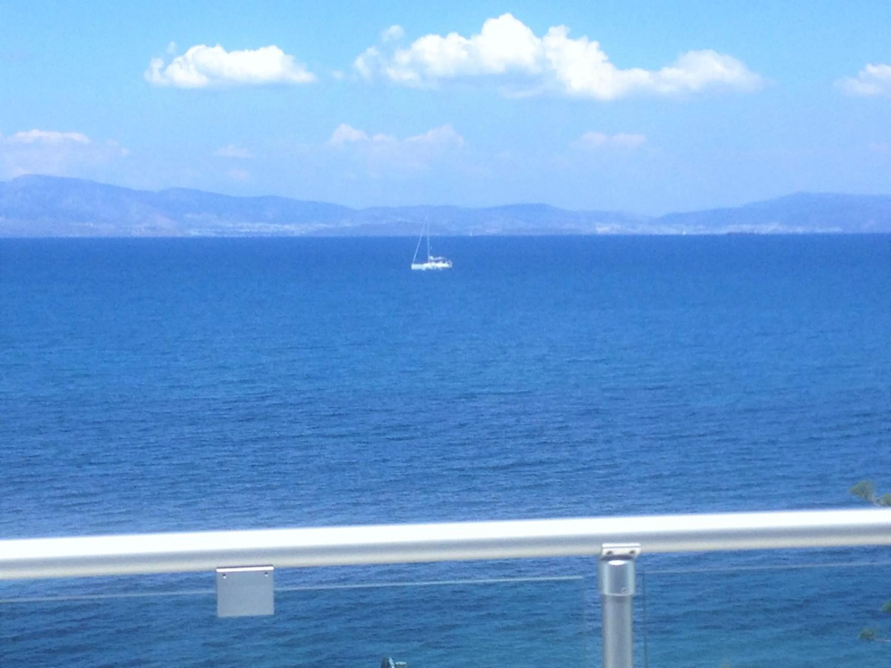 Day in Bristol Sea View Apartments