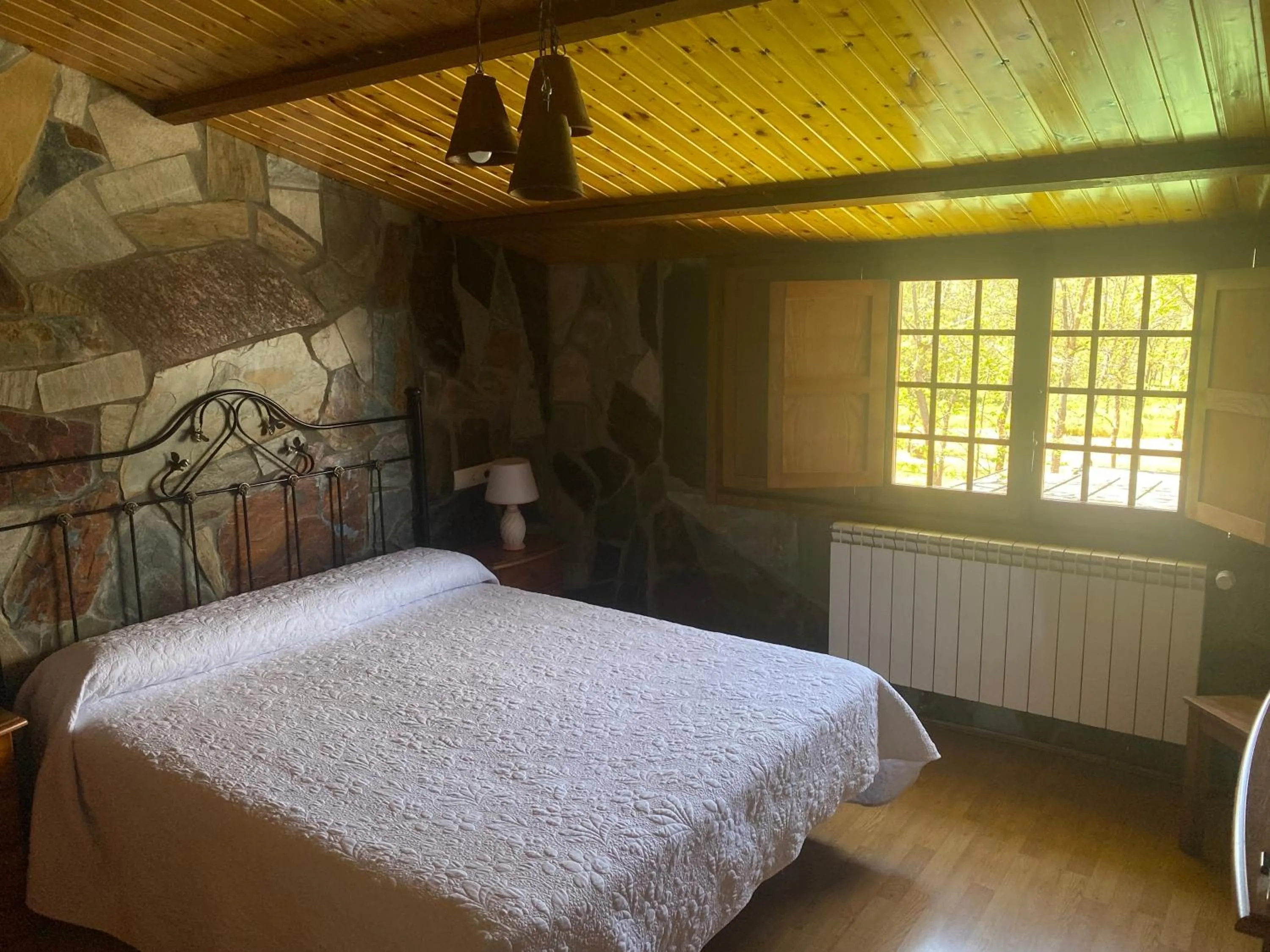 Bedroom in Hotel Rural Camino Medulas