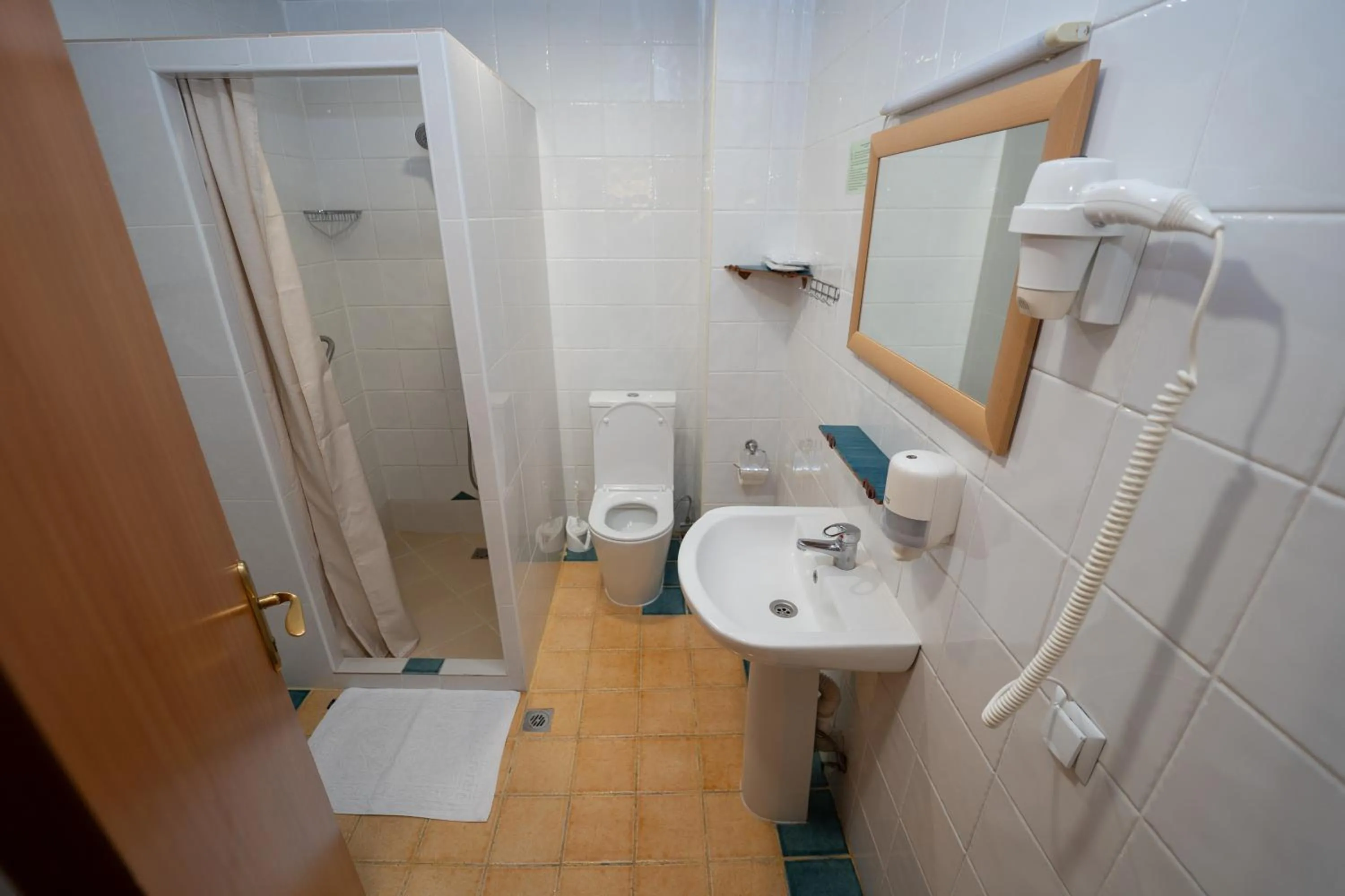 Hotel Mirhav