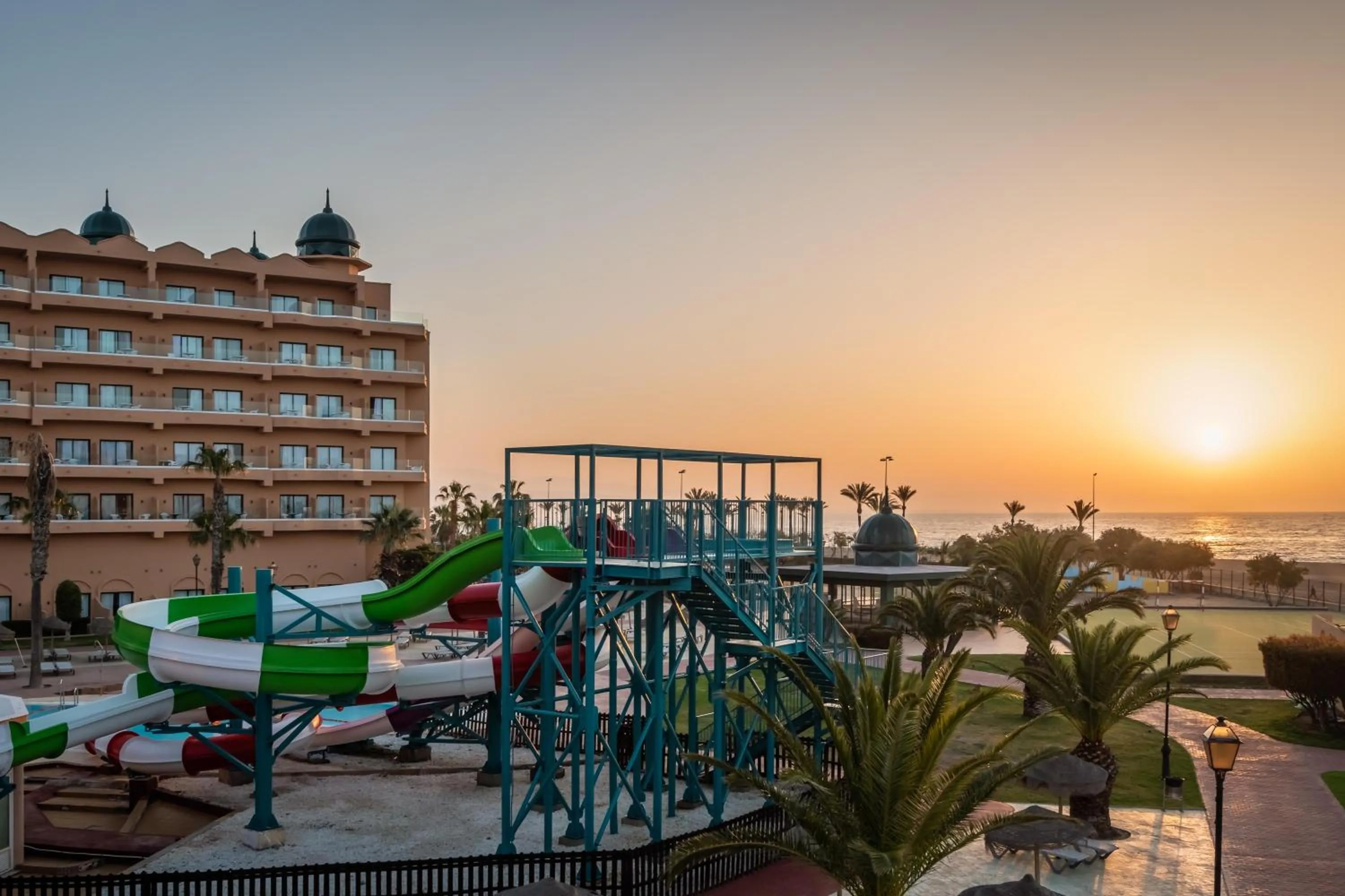 Property building in ALEGRIA Colonial Mar Aquafun