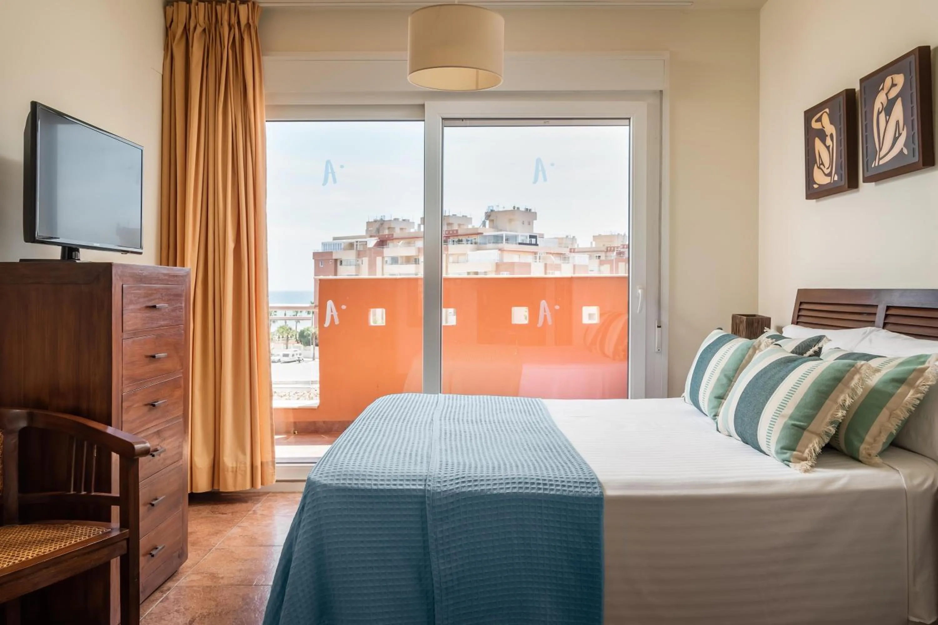 Photo of the whole room, Bed in ALEGRIA Colonial Mar Aquafun