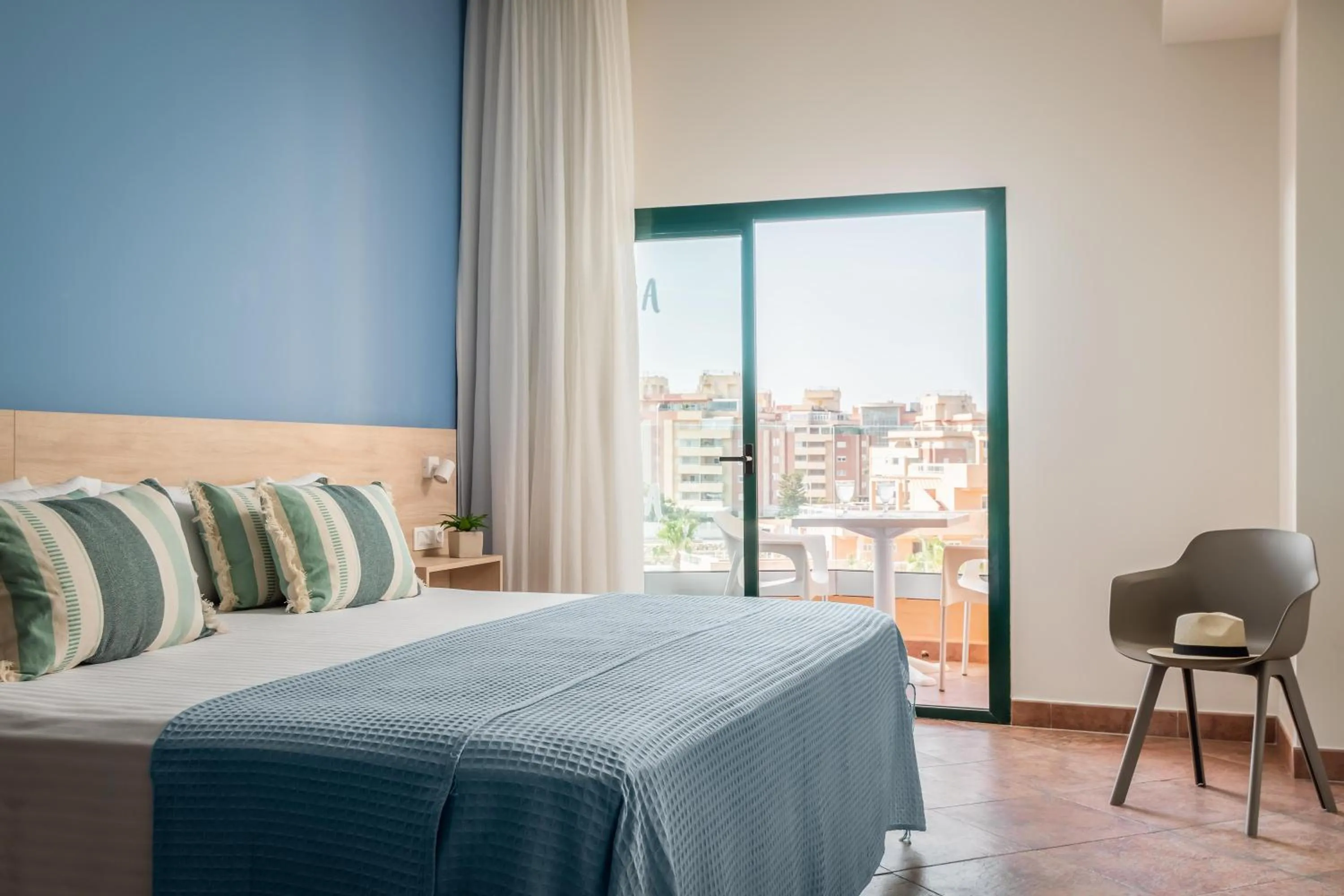 Photo of the whole room, Bed in ALEGRIA Colonial Mar Aquafun