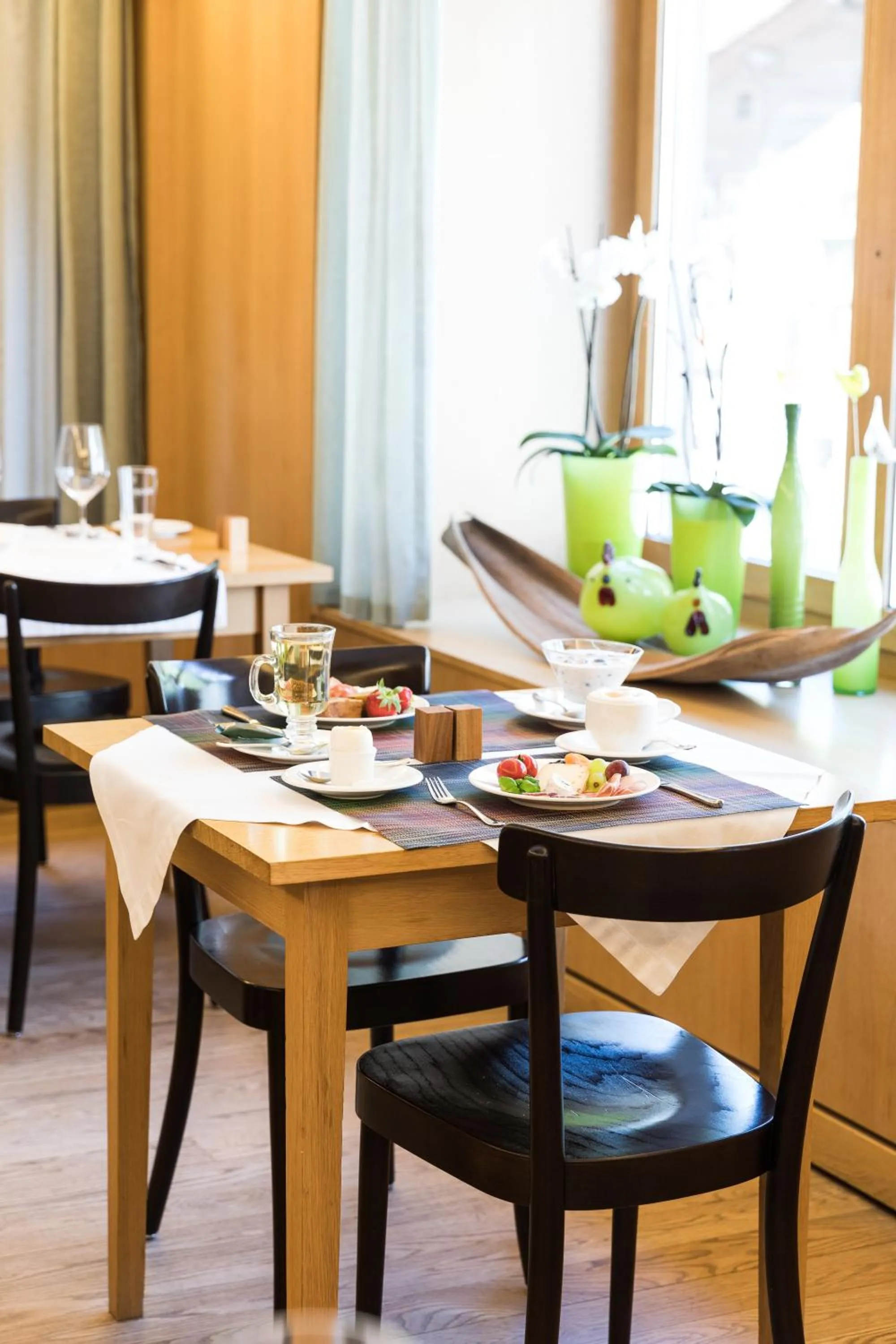 Breakfast in Hotel Alpina