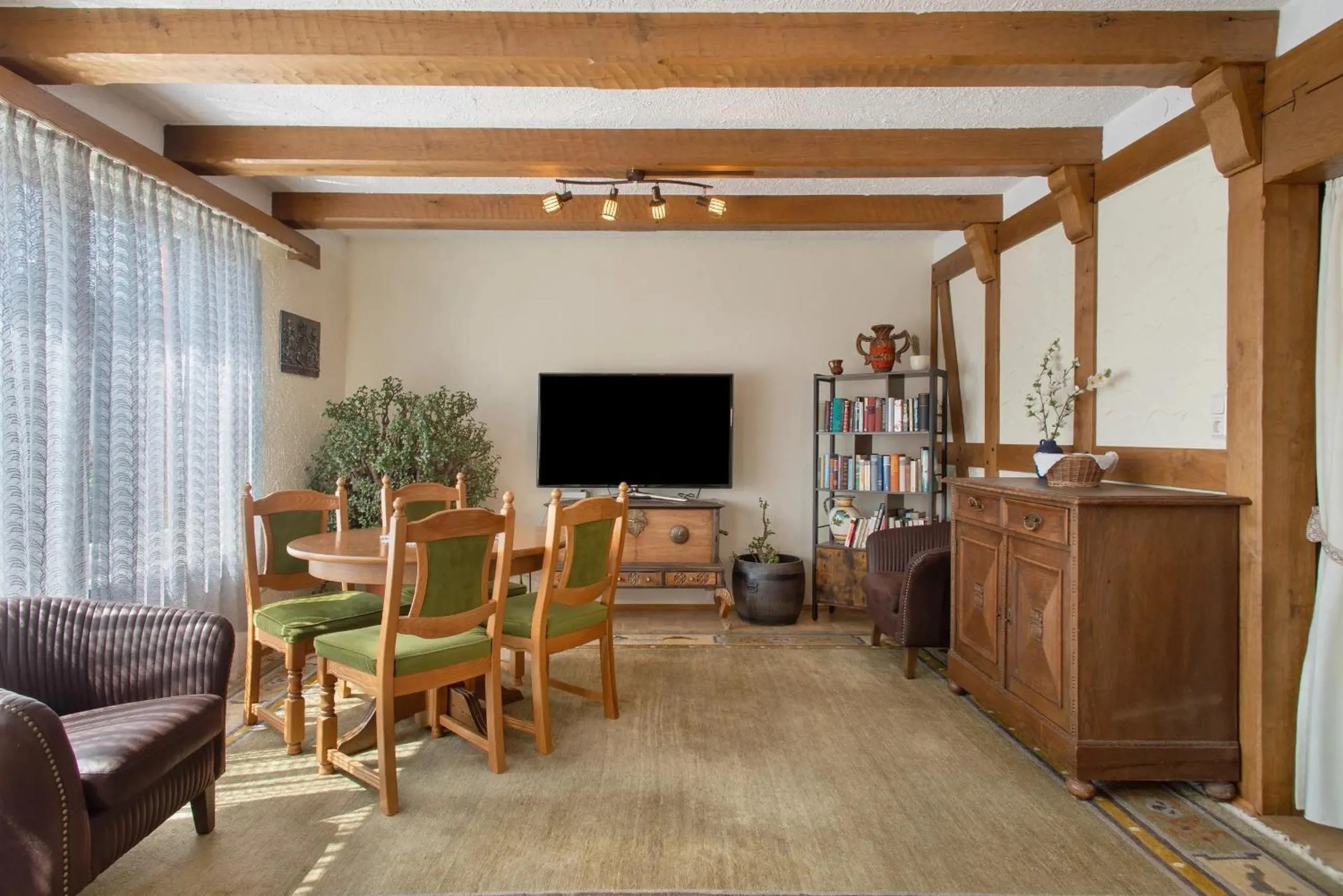 Property building in Hotel Garni Vitamari