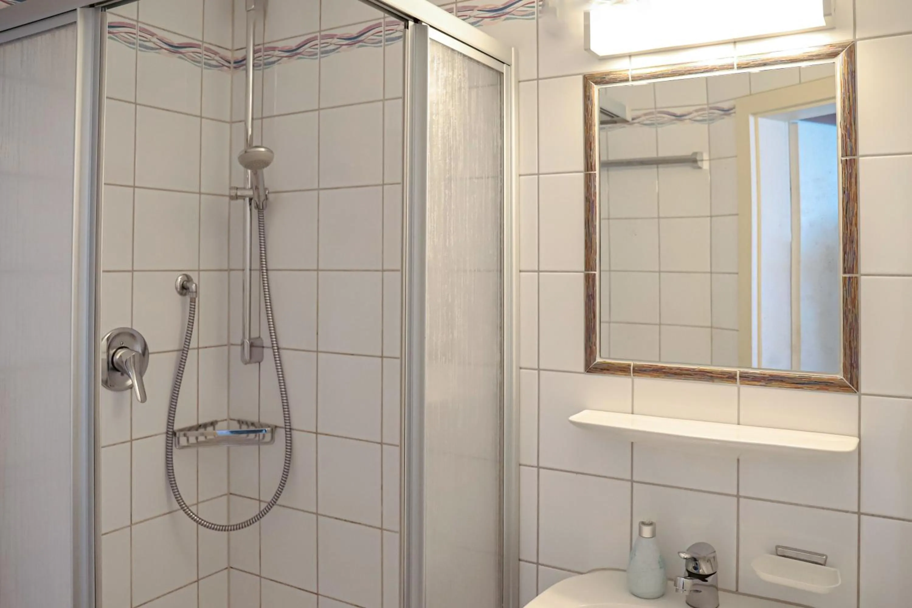 Bathroom in Hotel Garni Vitamari