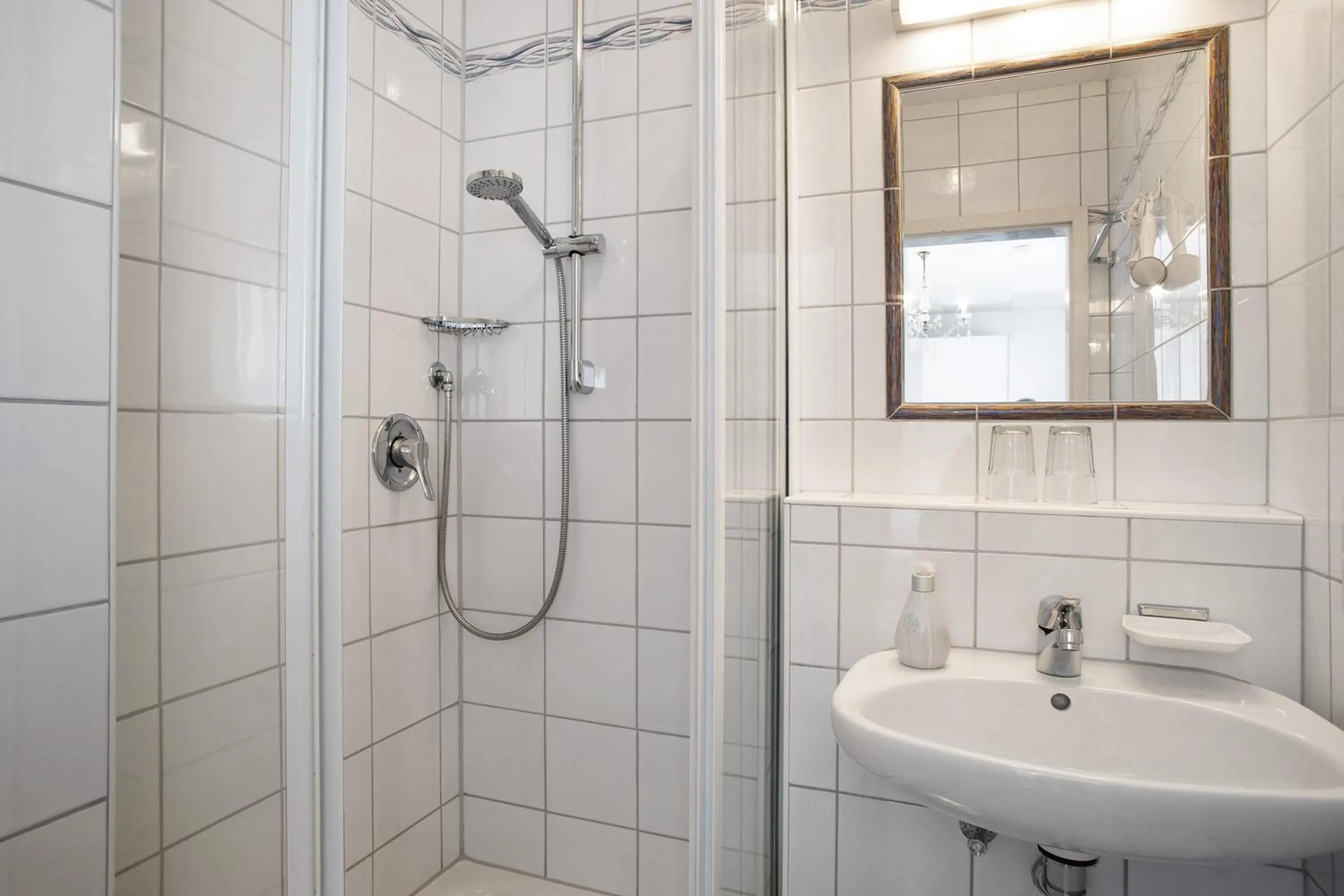 Bathroom in Hotel Garni Vitamari