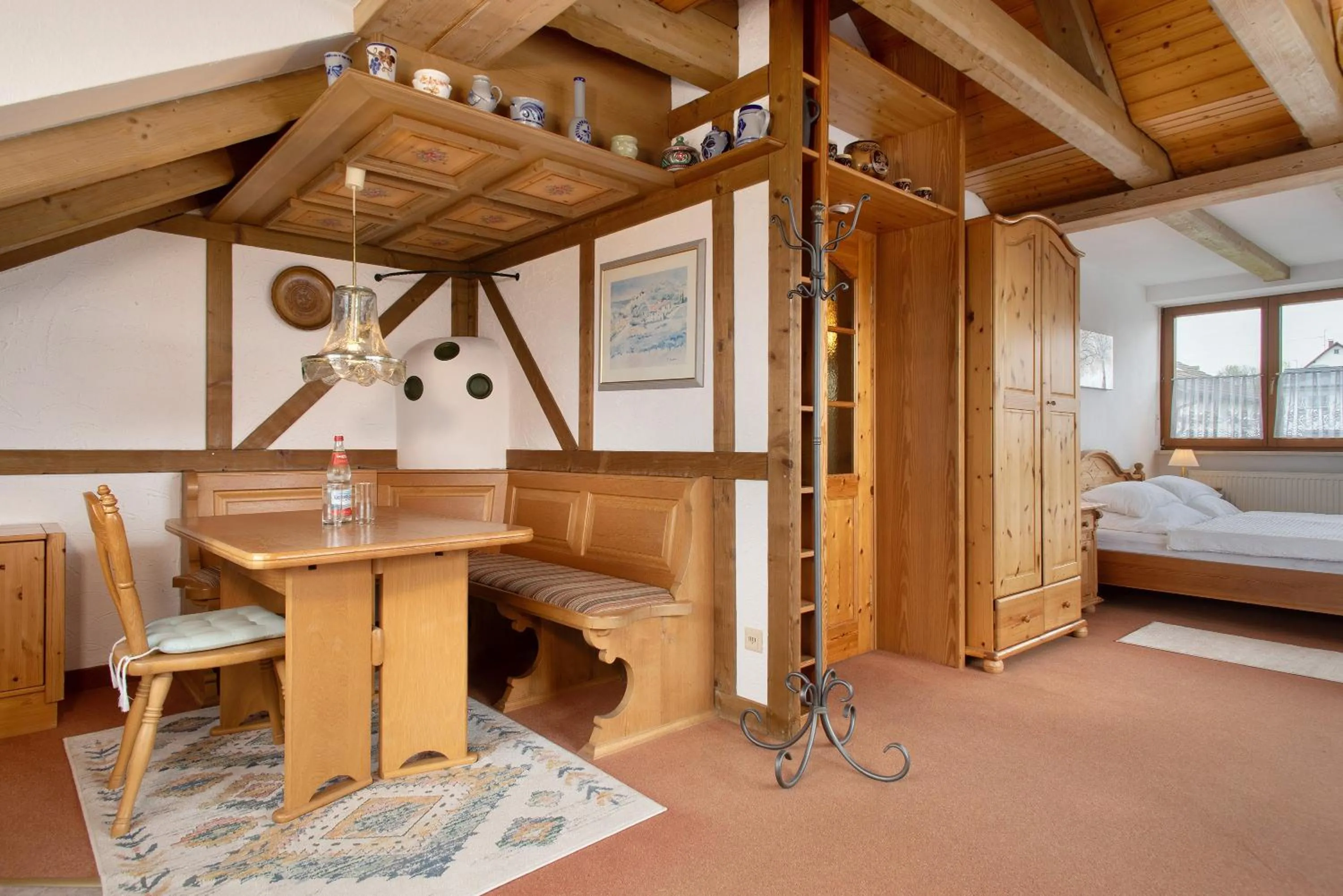 Property building, Bed in Hotel Garni Vitamari