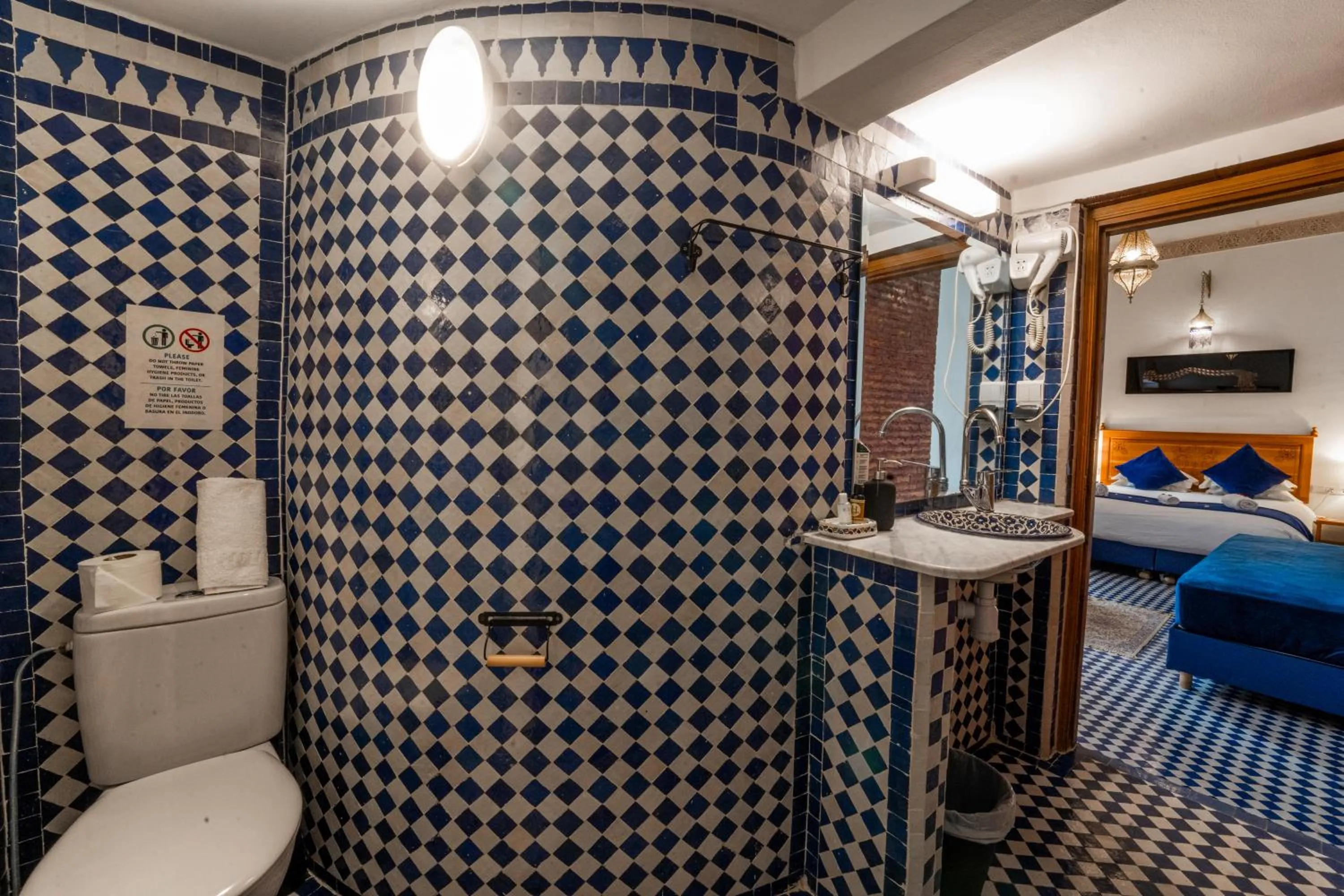 Toilet, Bed in Dar D'or Fes