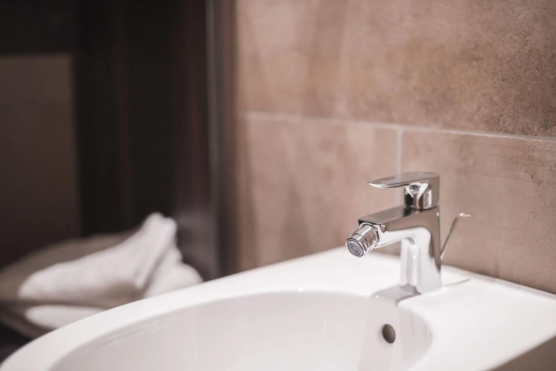 Bathroom in Emma Historic Hotel