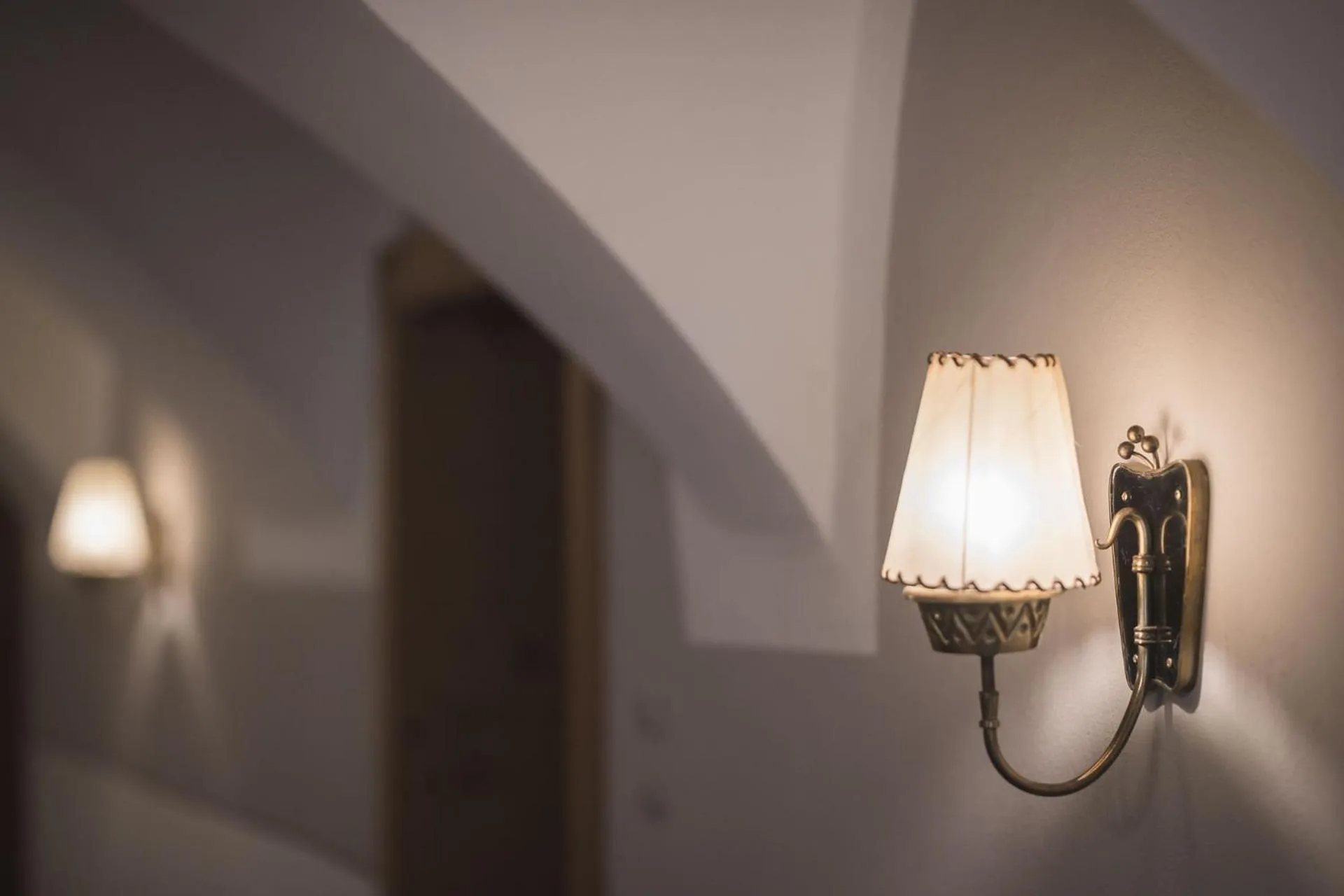 Decorative detail in Emma Historic Hotel