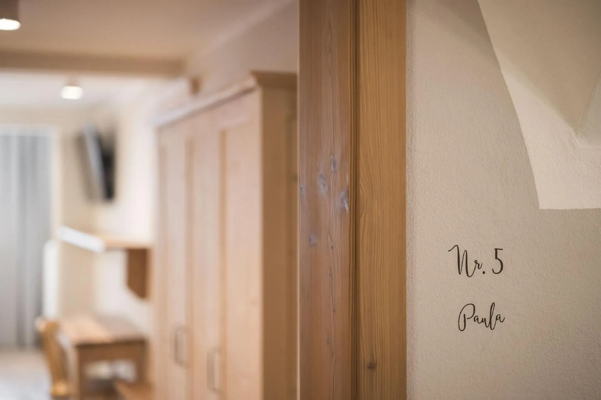 Decorative detail, Bed in Emma Historic Hotel