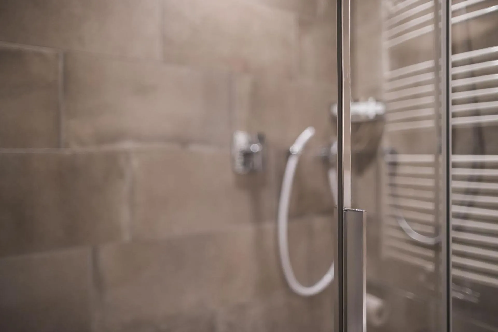 Bathroom in Emma Historic Hotel