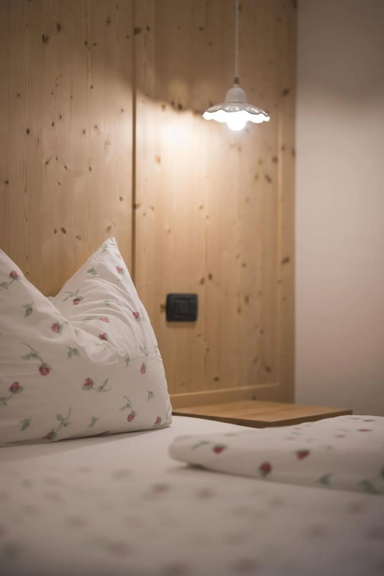 Bed in Emma Historic Hotel