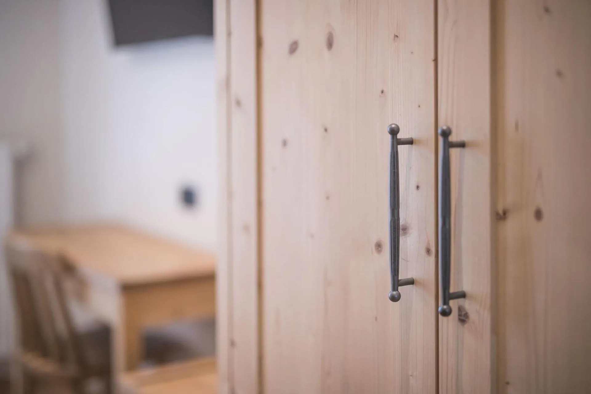 Decorative detail, Bed in Emma Historic Hotel