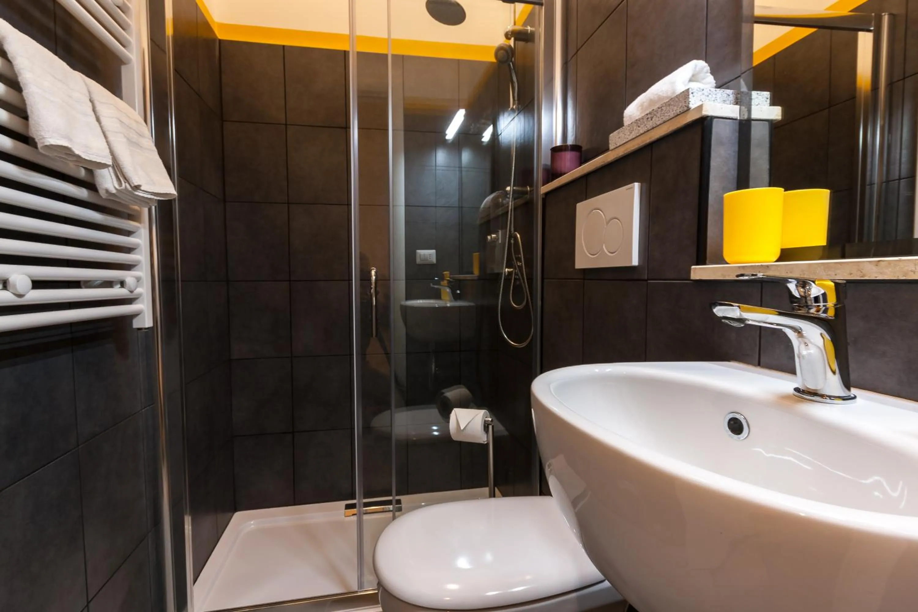 Toilet in A casa di Ale e Lalla