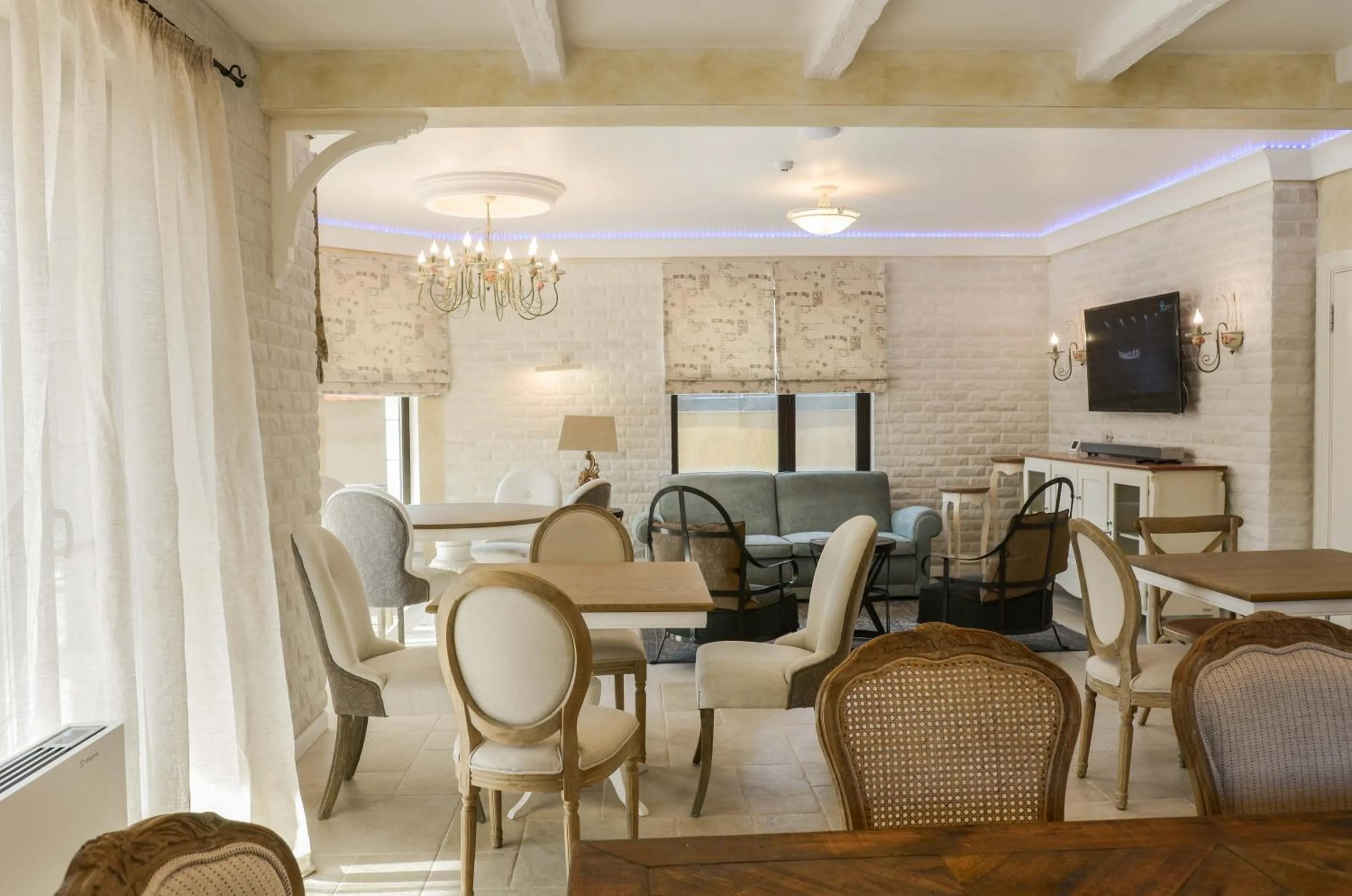 TV and multimedia in Residence Bilyana