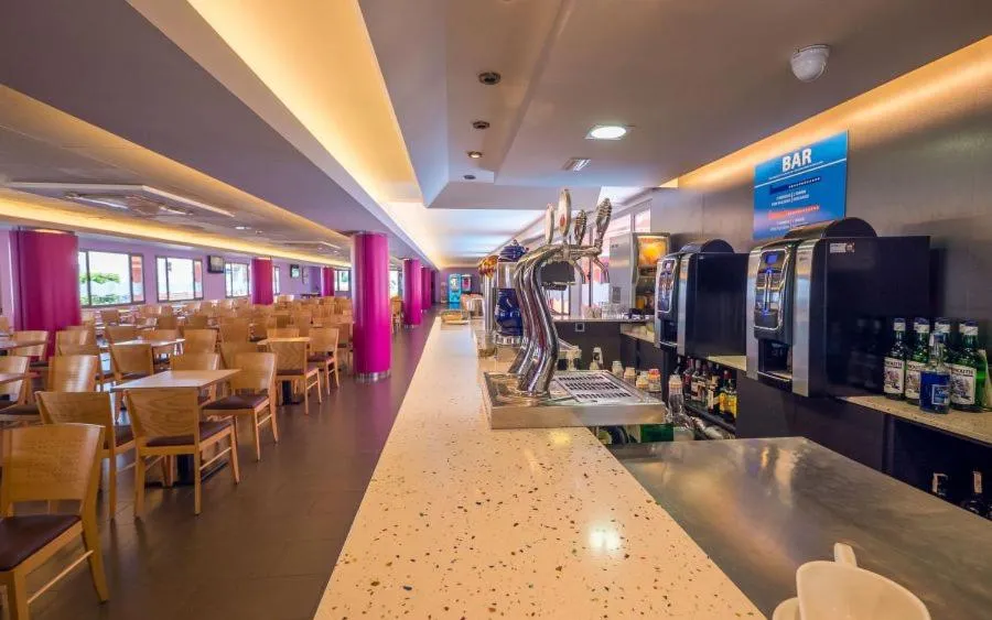 Lounge or bar in Tossa Beach Center