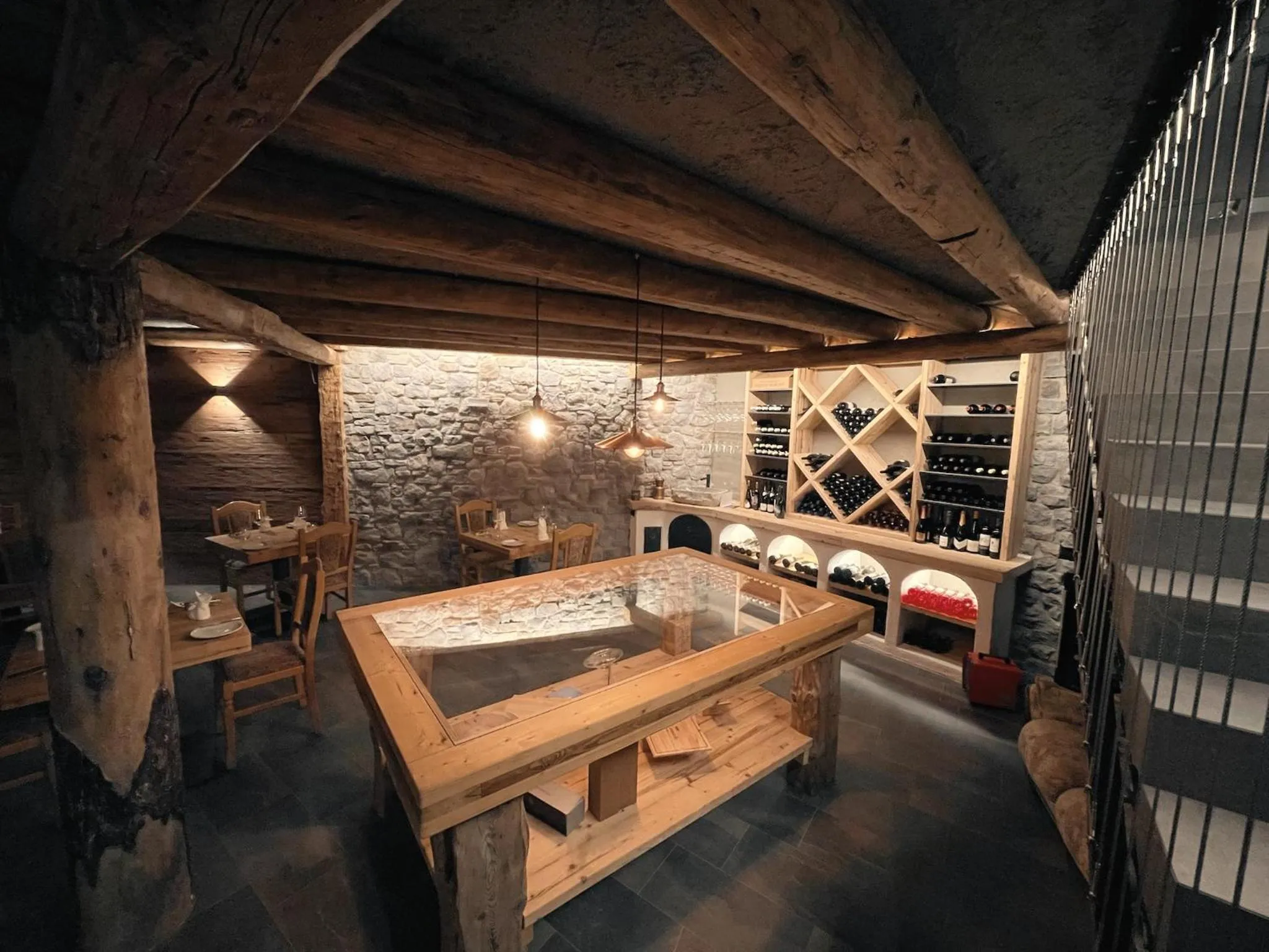 Property building in Hotel Al Lago