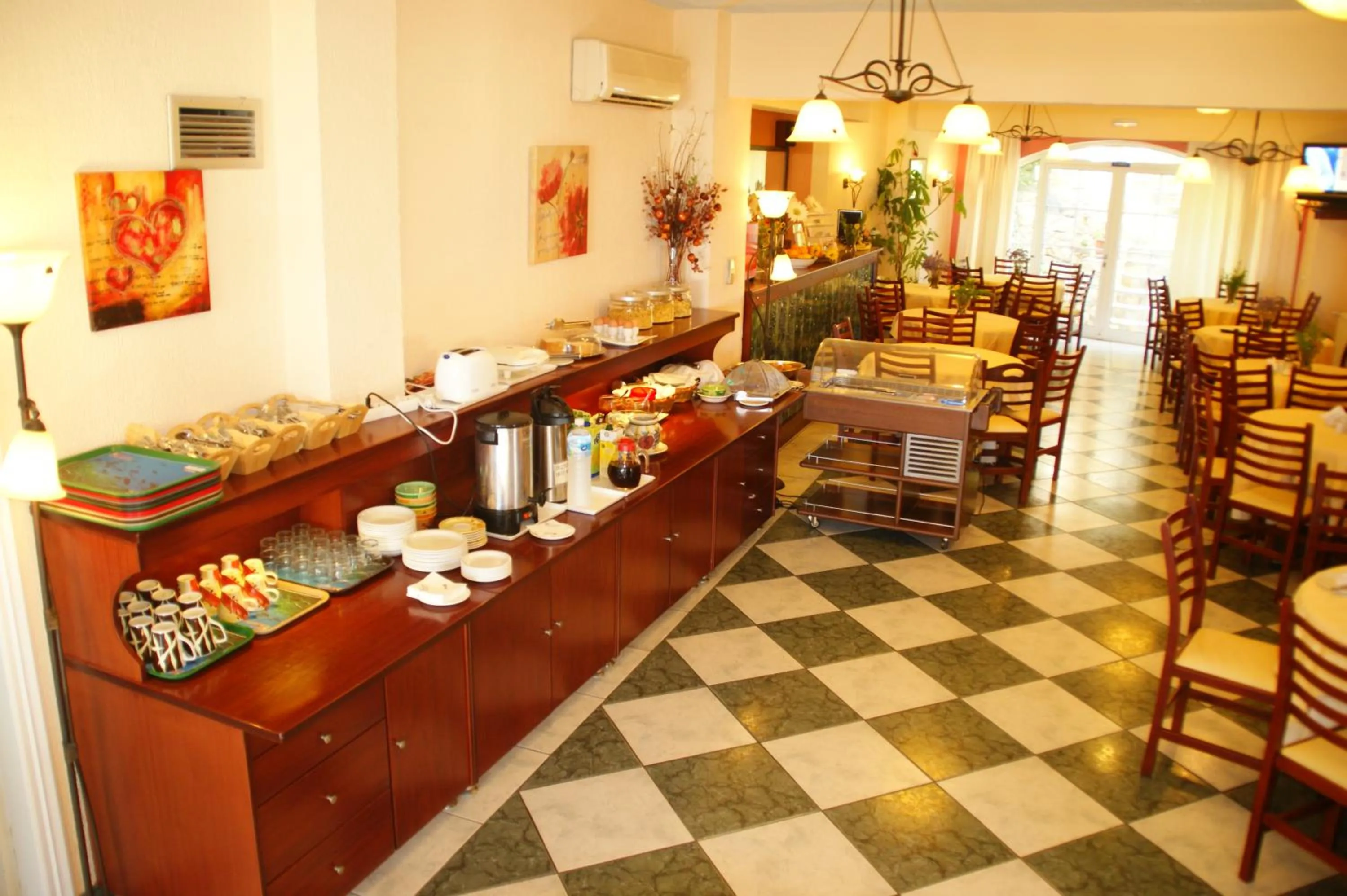 Breakfast in Venardos Hotel