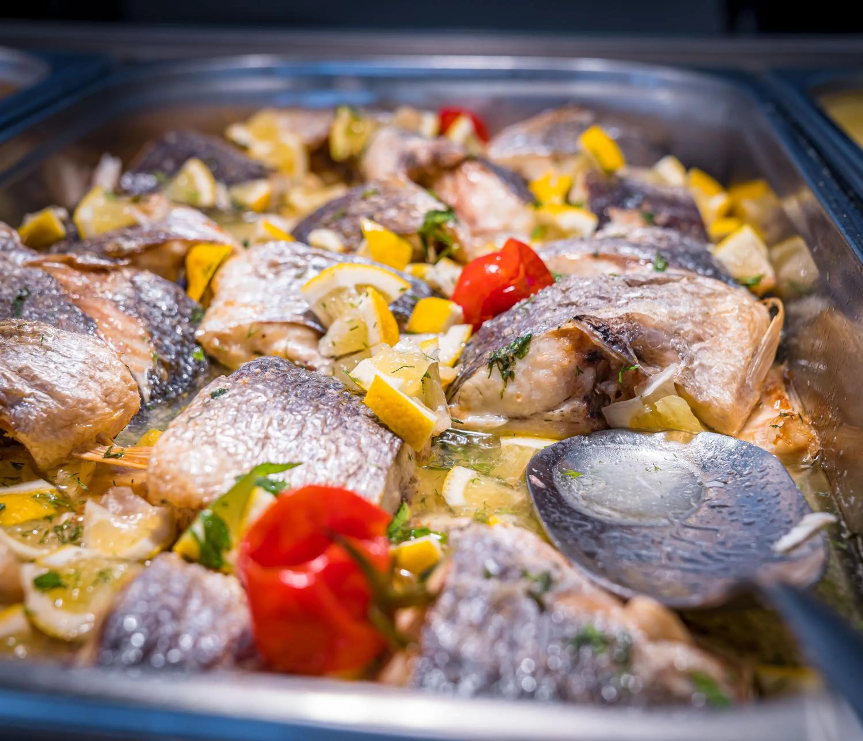 Food and drinks in Mera Onix