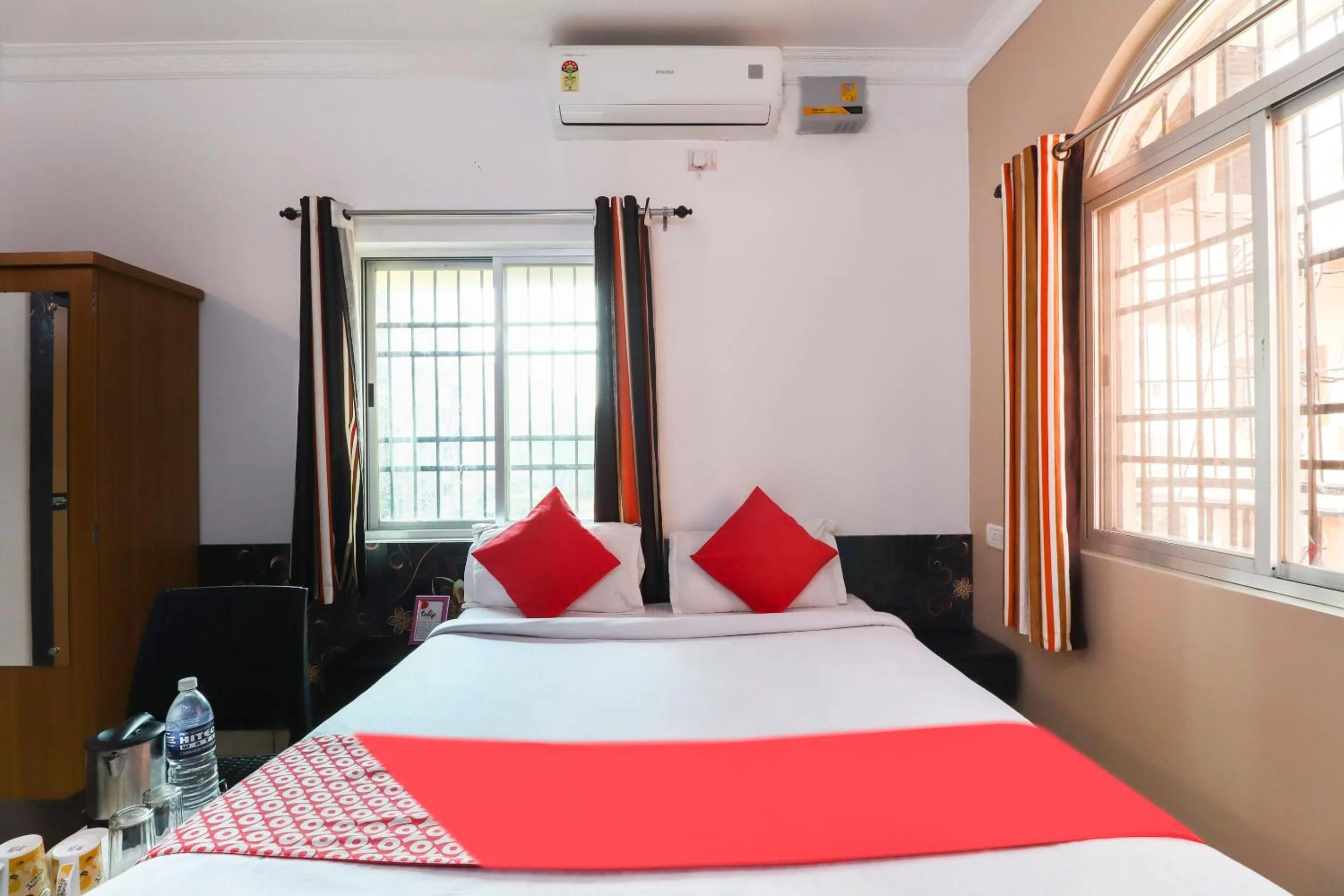 Bedroom, Bed in Capital O The Tulip