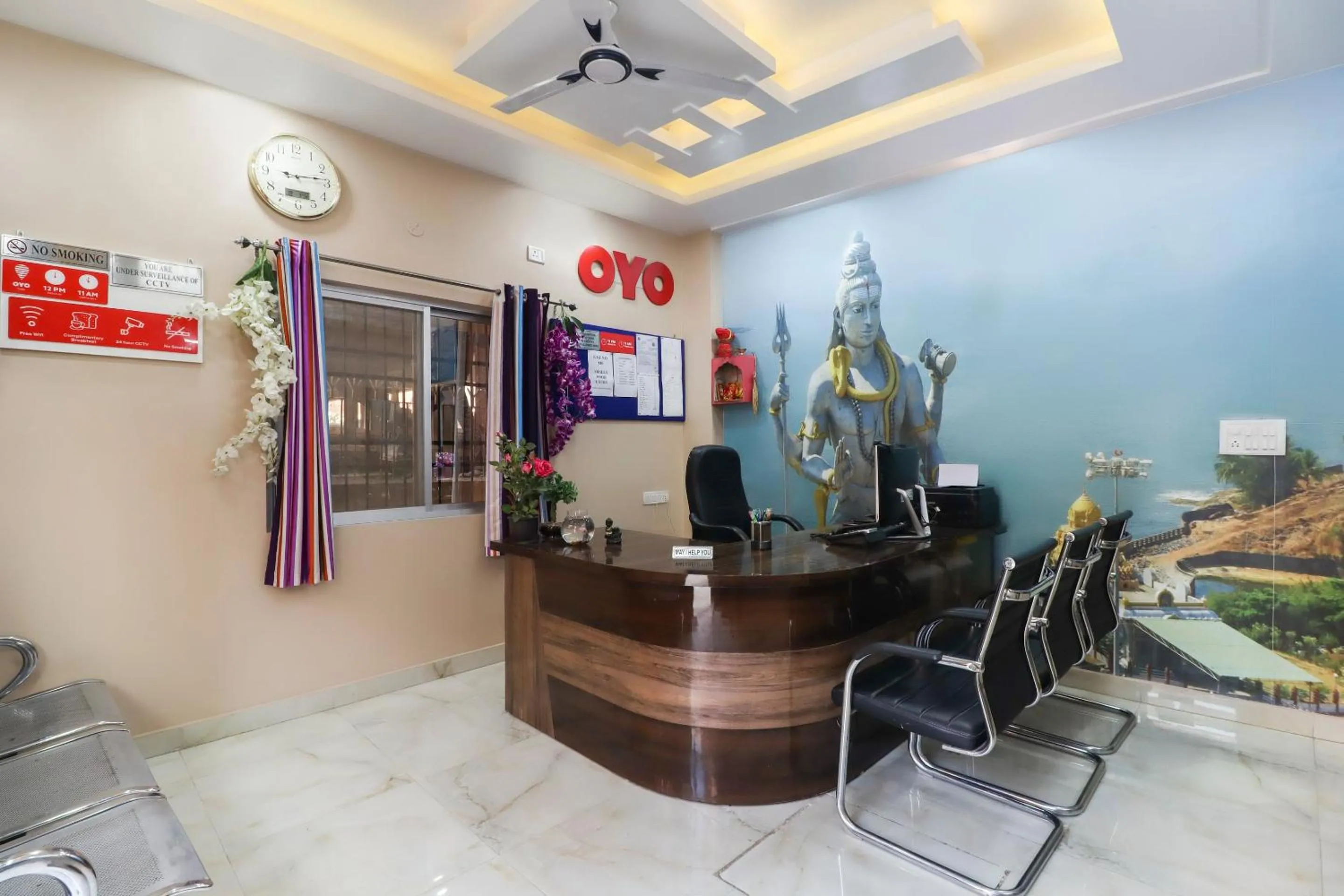 Lobby or reception in Capital O The Tulip