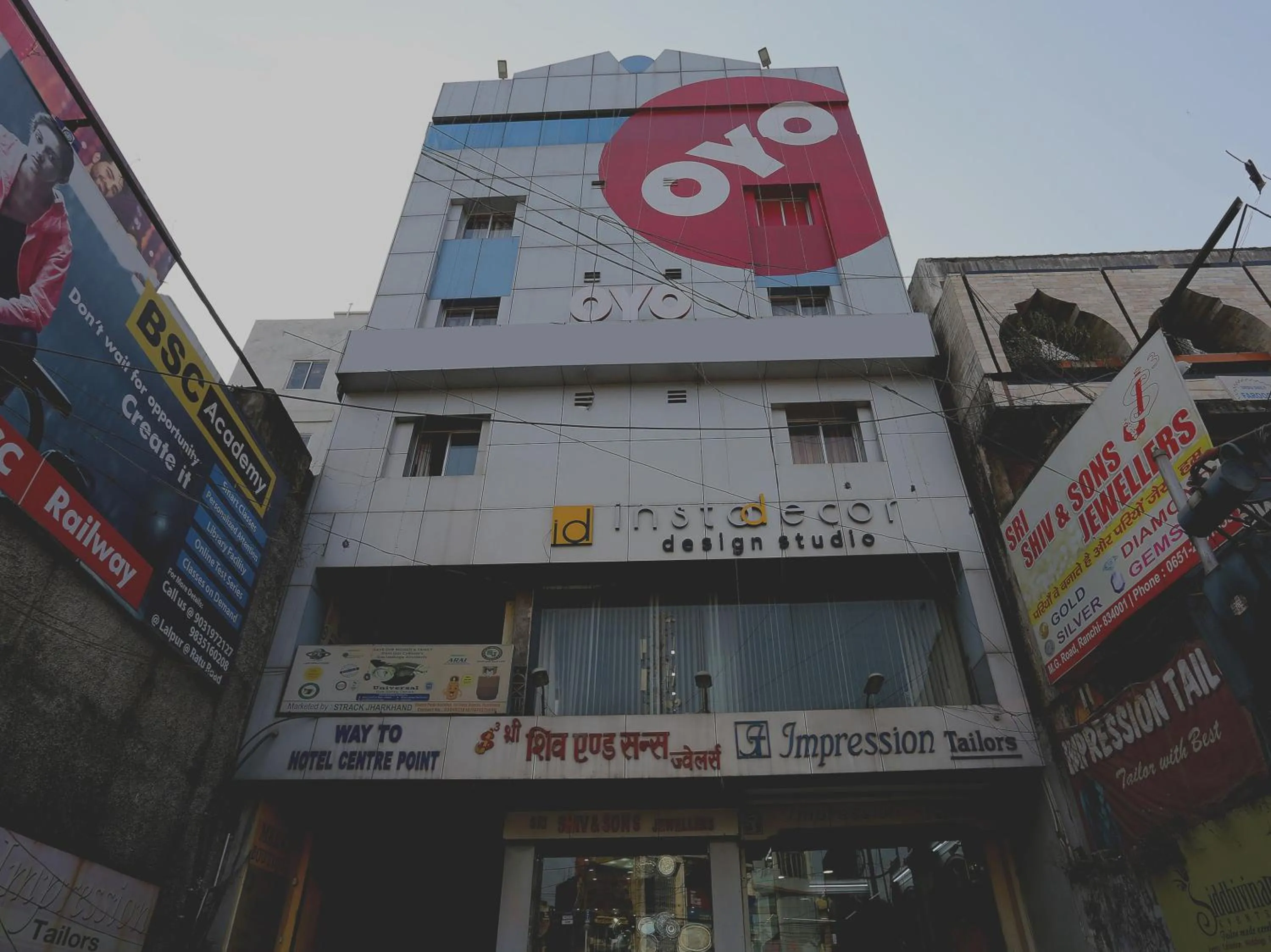 Facade/entrance in Super Hotel O Centre Point