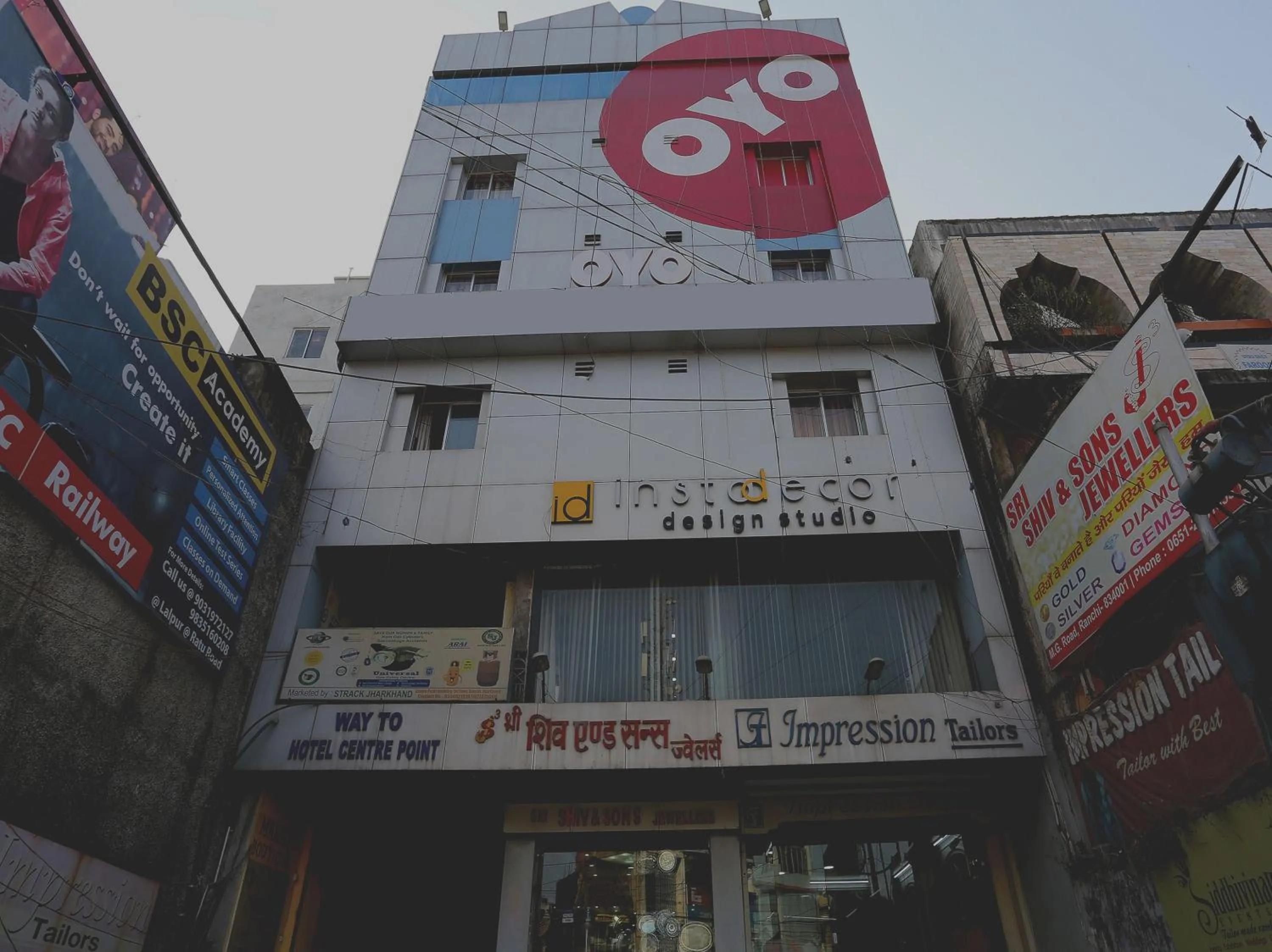 Facade/entrance in Super Hotel O Centre Point