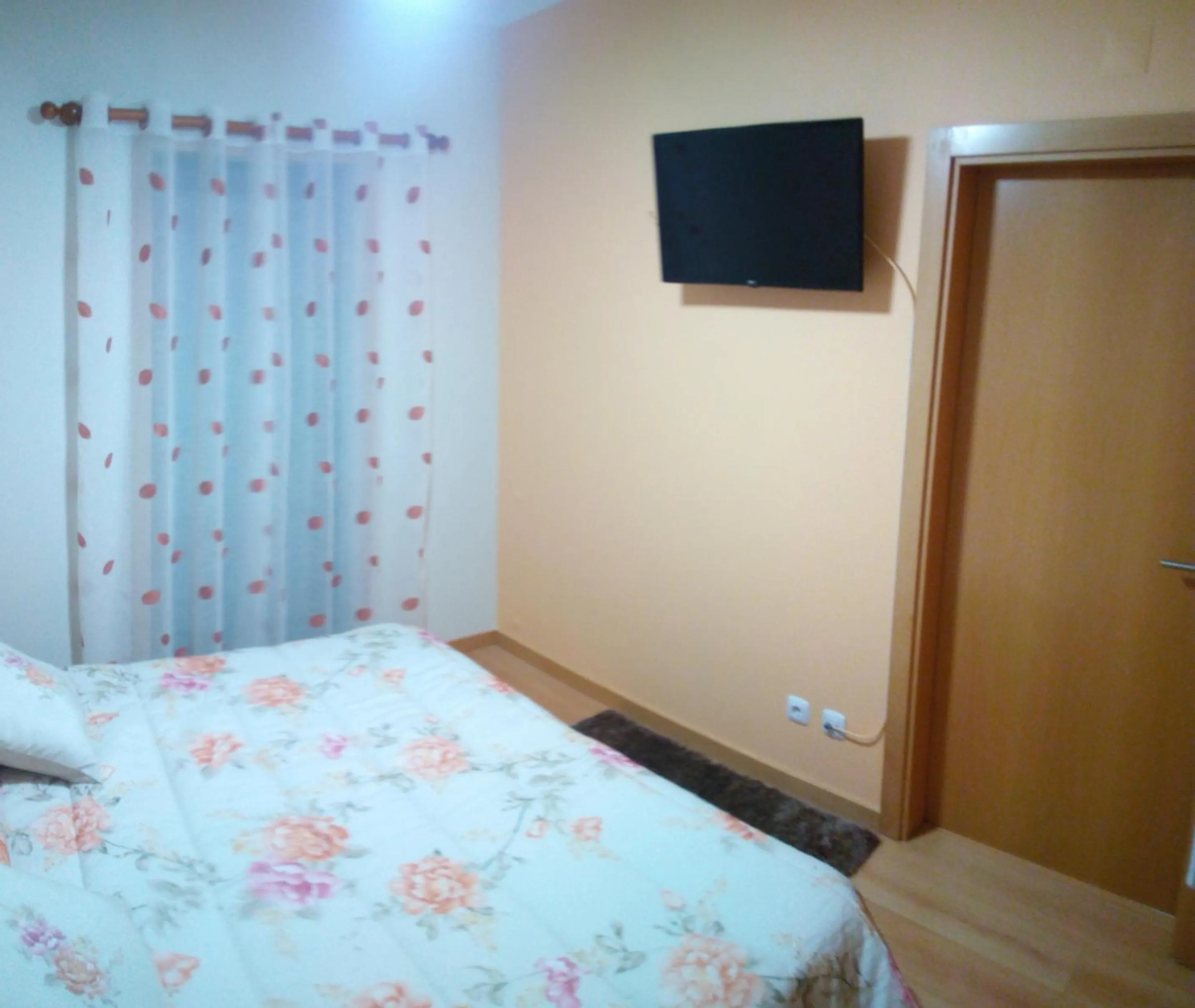 Bedroom, Bed in Birds House - Village Marina