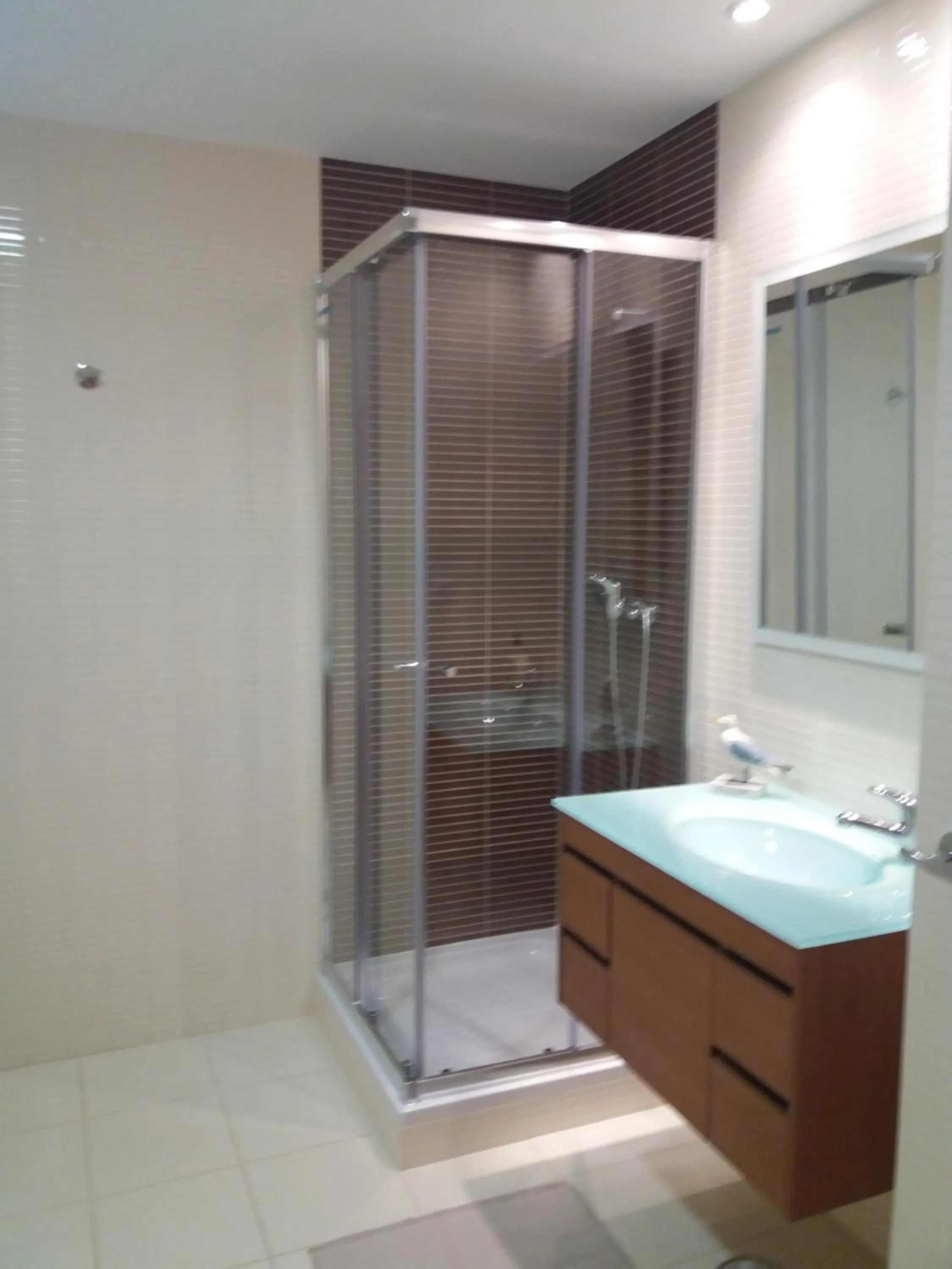 Bathroom in Birds House - Village Marina