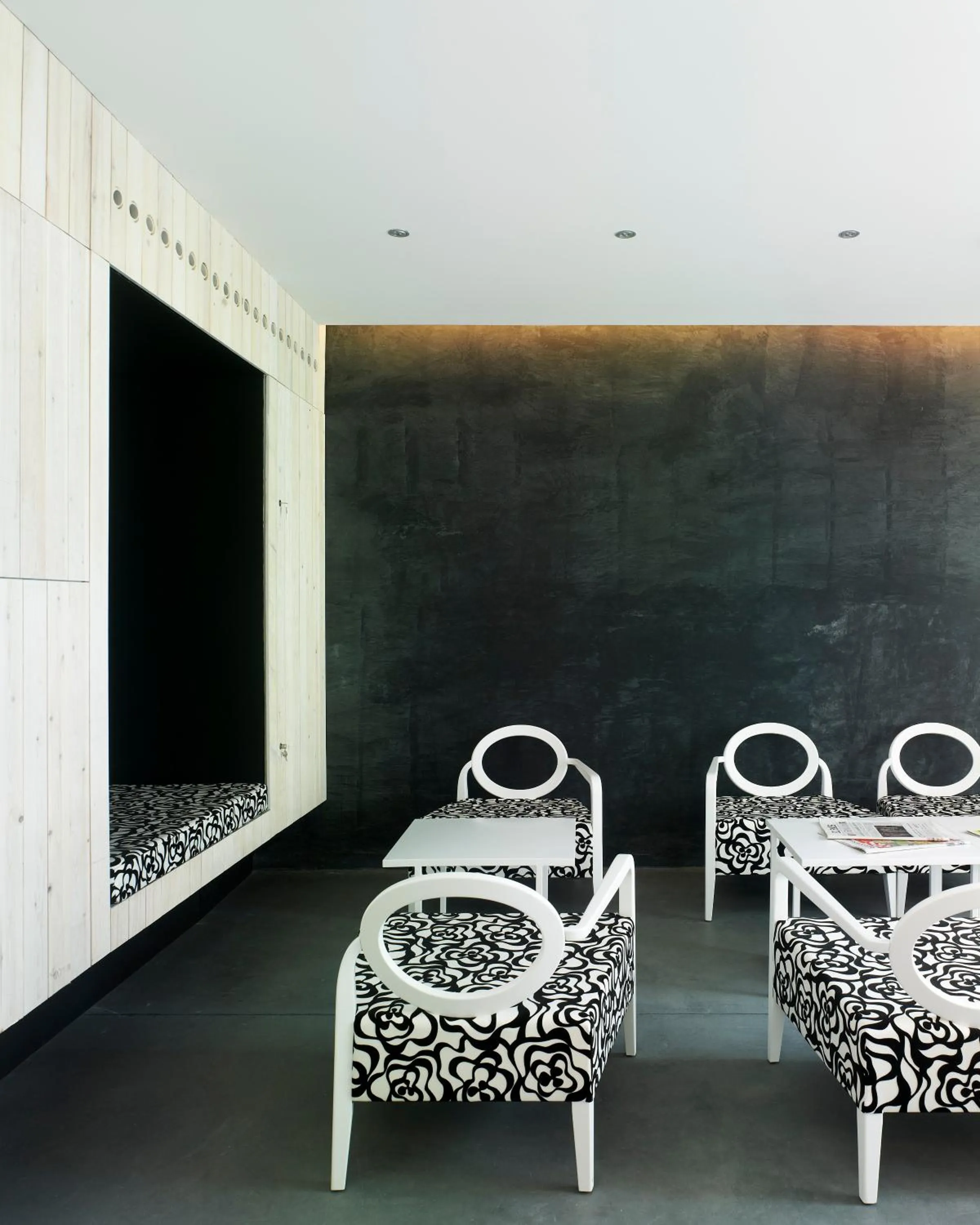 Living room in Moure Hotel