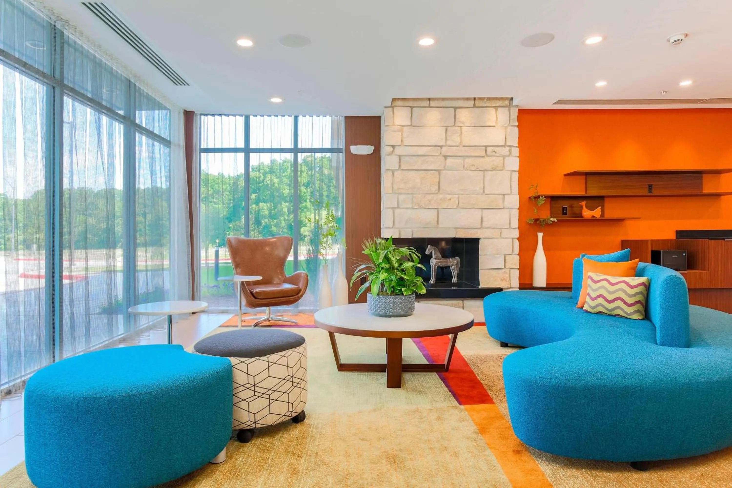 Lobby or reception in Fairfield Inn & Suites by Marriott Decatur at Decatur Conference Center