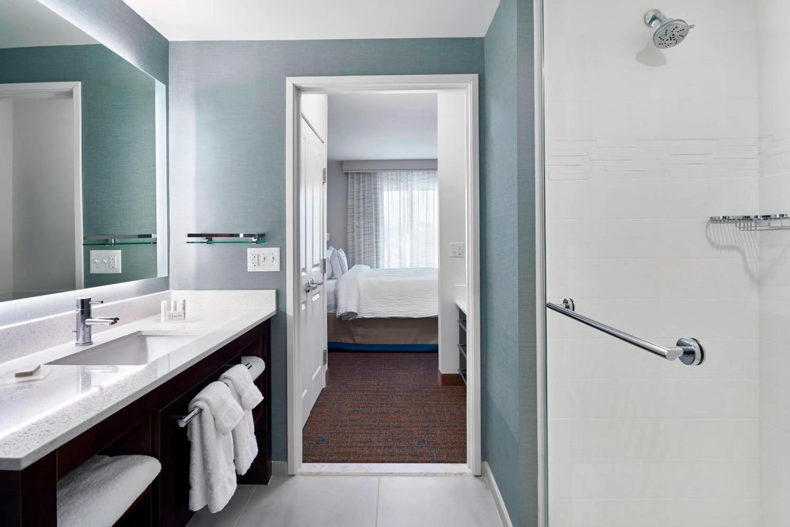 Bathroom, Bed in Residence Inn by Marriott Lynchburg