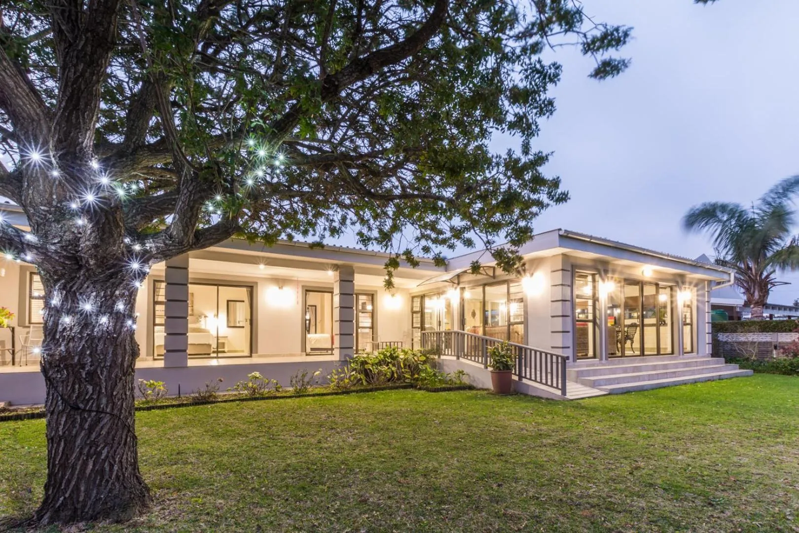 Facade/entrance in Oceanview B&B