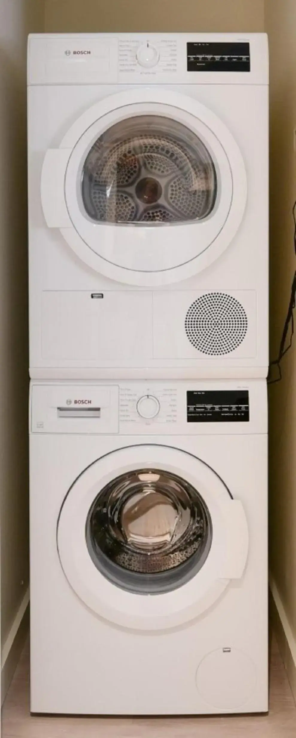 Luxury Two Bedroom Apartment in Global Luxury Suites Downtown Boston Luxury Two Bedroom Apartment in Global Luxury Suites Downtown Boston