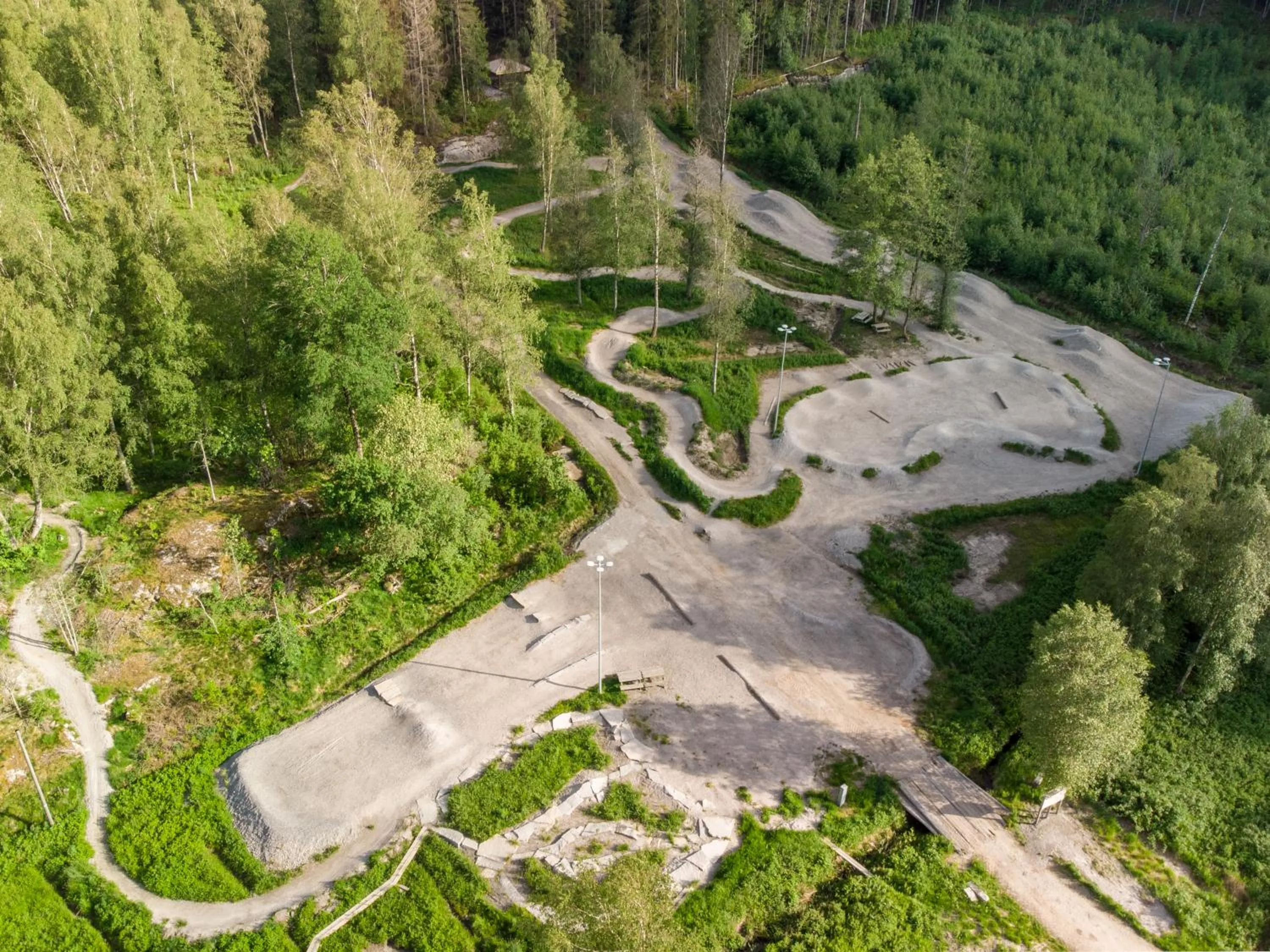 Cycling in Lagunen Cottages and Hostel