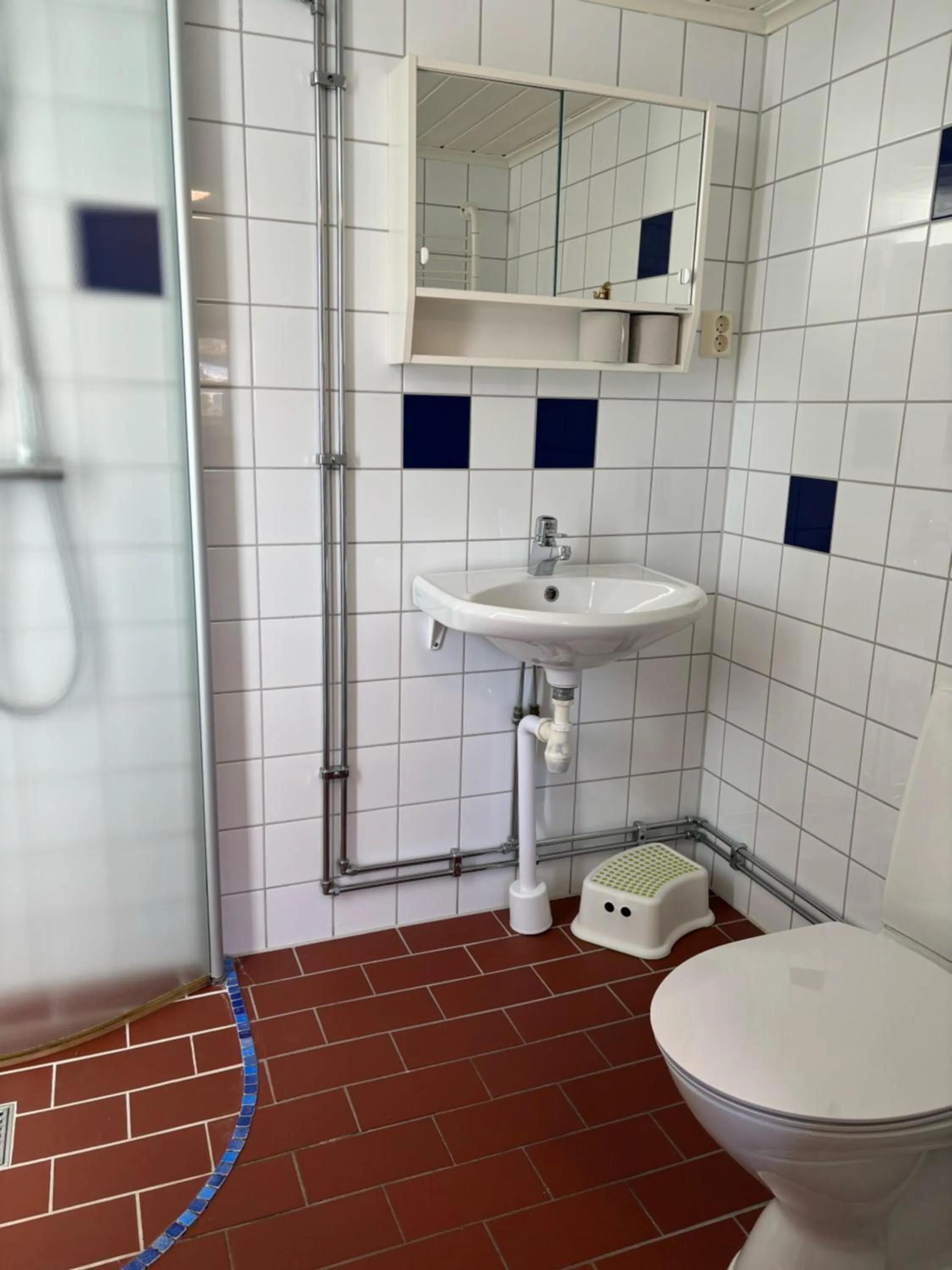 Shower in Lagunen Cottages and Hostel