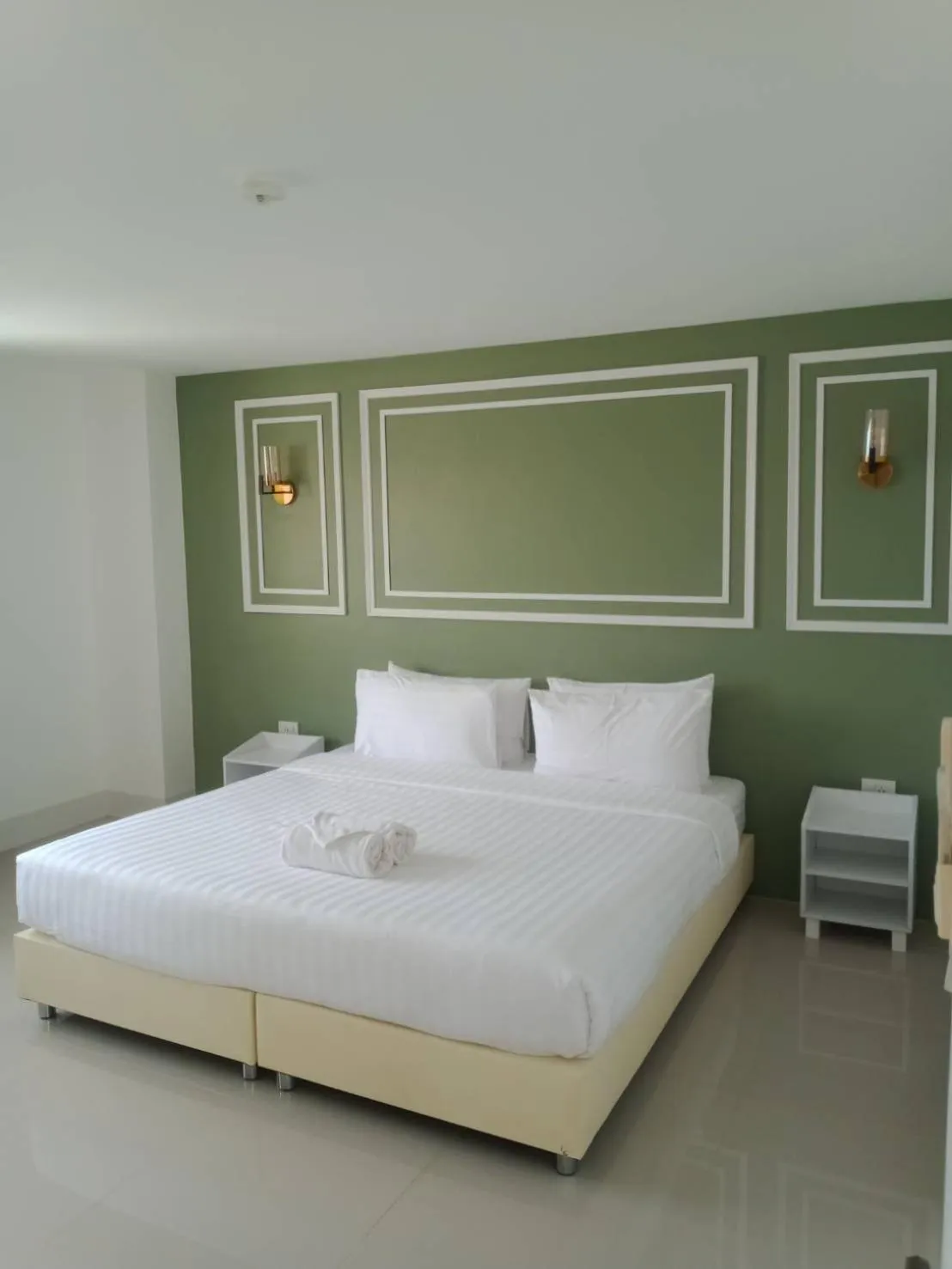 Bed in Regent Lodge Lampang