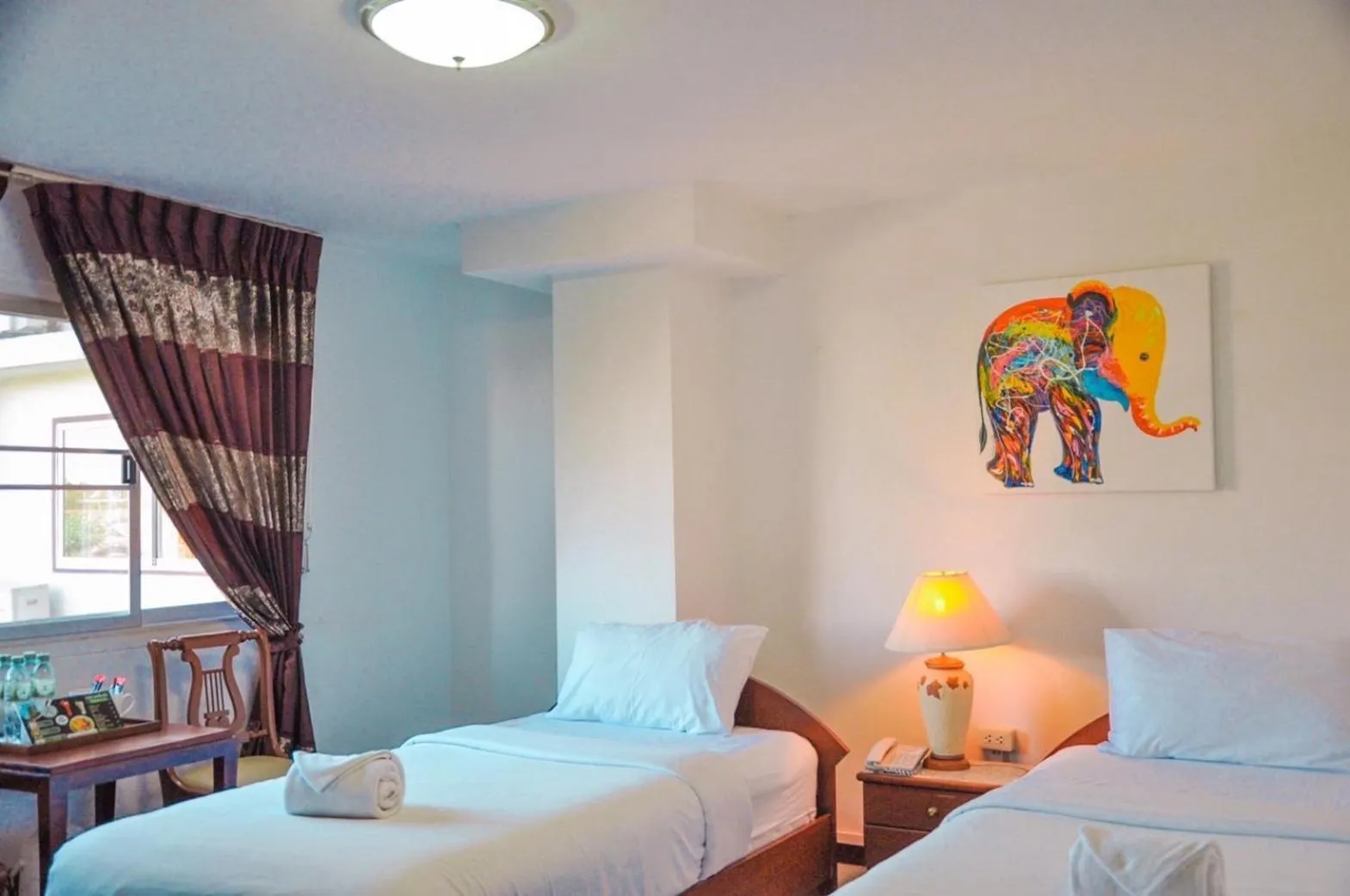 Bedroom, Bed in Regent Lodge Lampang