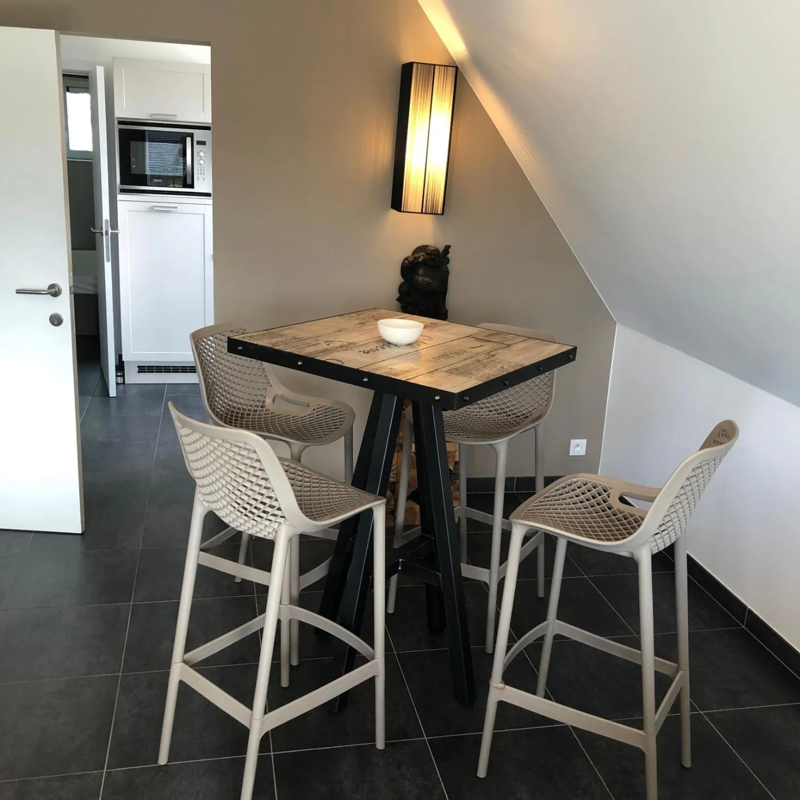 Dining area in B&B wellness Sea Nat voor Naturisten