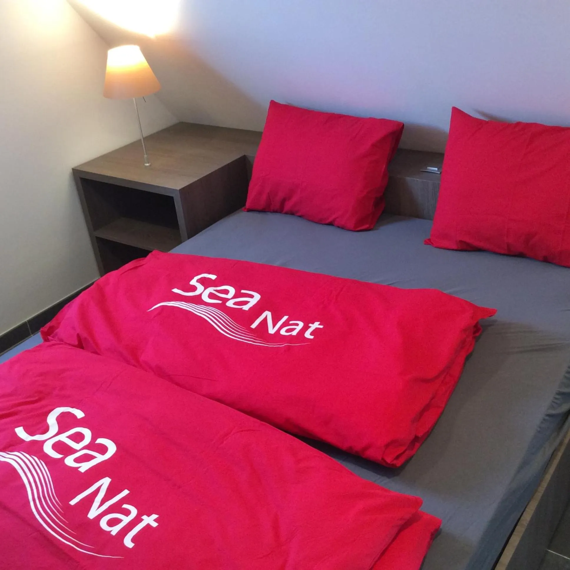 Bed in B&B wellness Sea Nat voor Naturisten