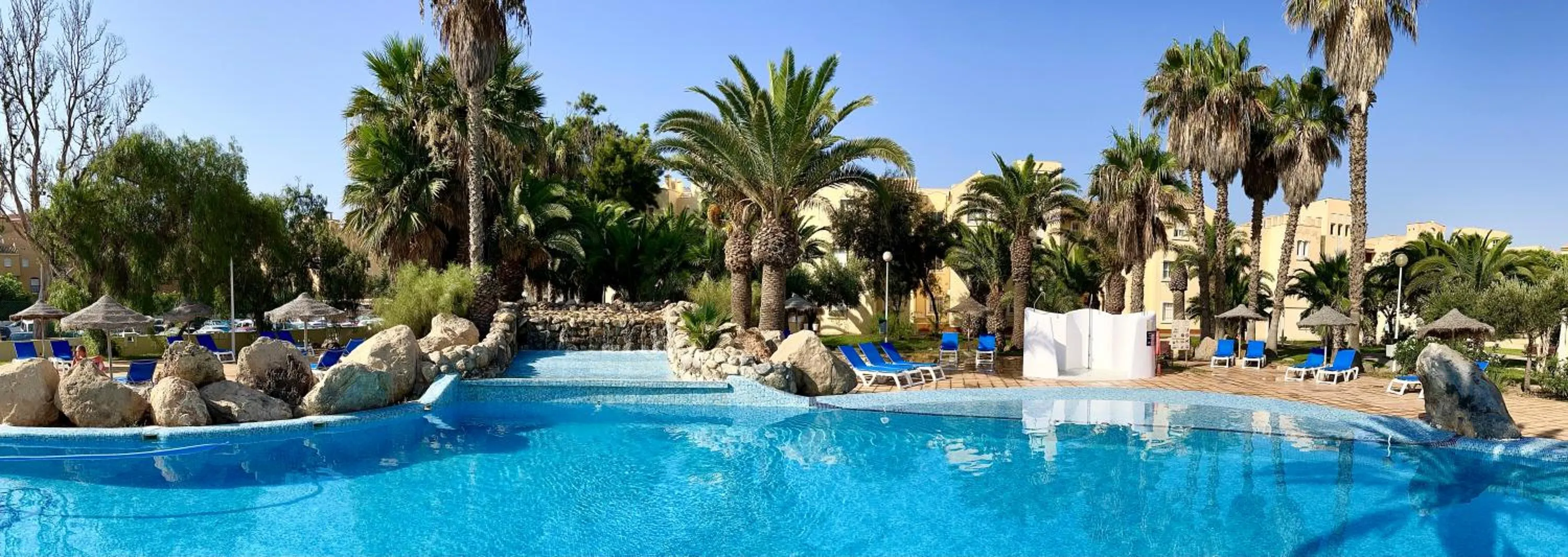 Day in Apartamentos Moguima