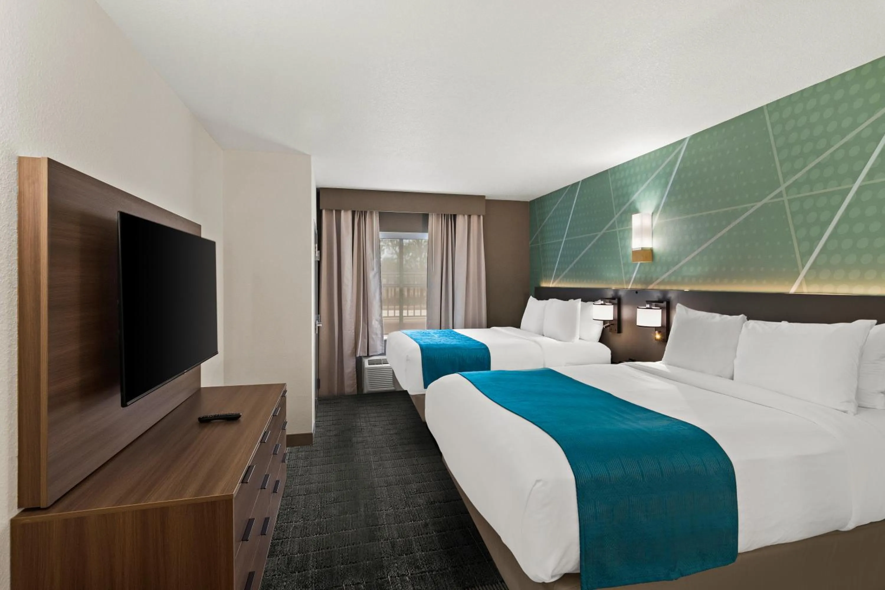 Bed in Comfort Suites Vero Beach I-95