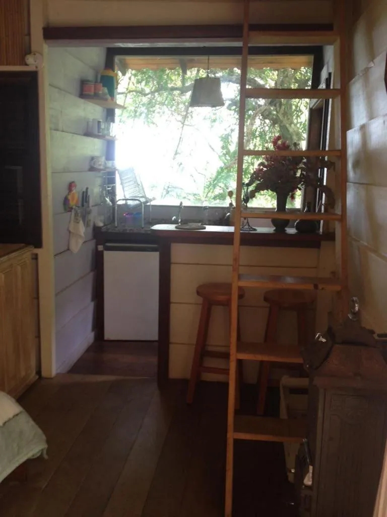 Kitchen or kitchenette in Chales Bamboo Jungle