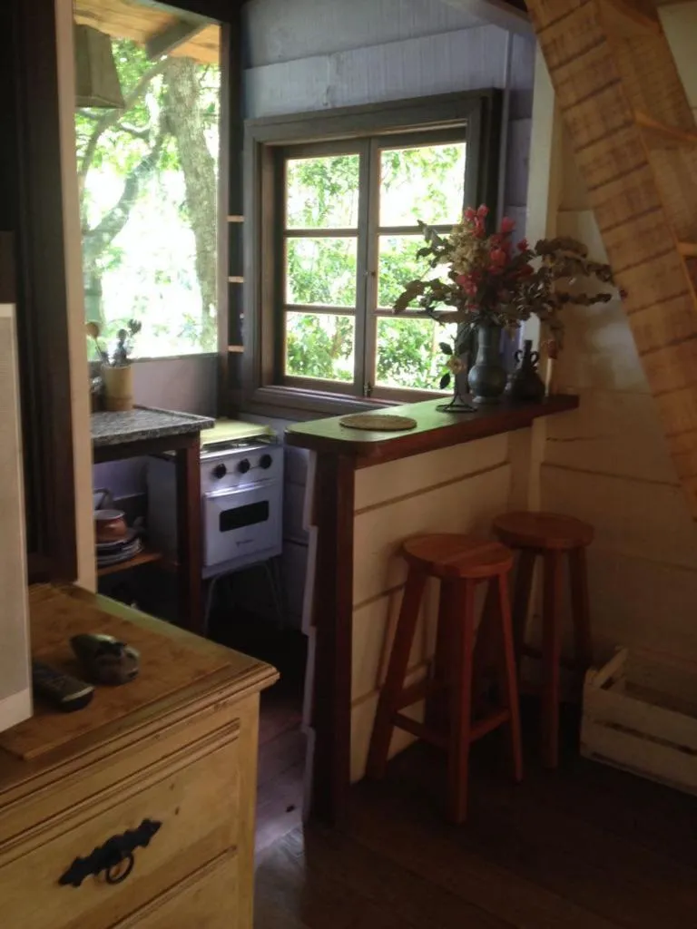Kitchen or kitchenette in Chales Bamboo Jungle