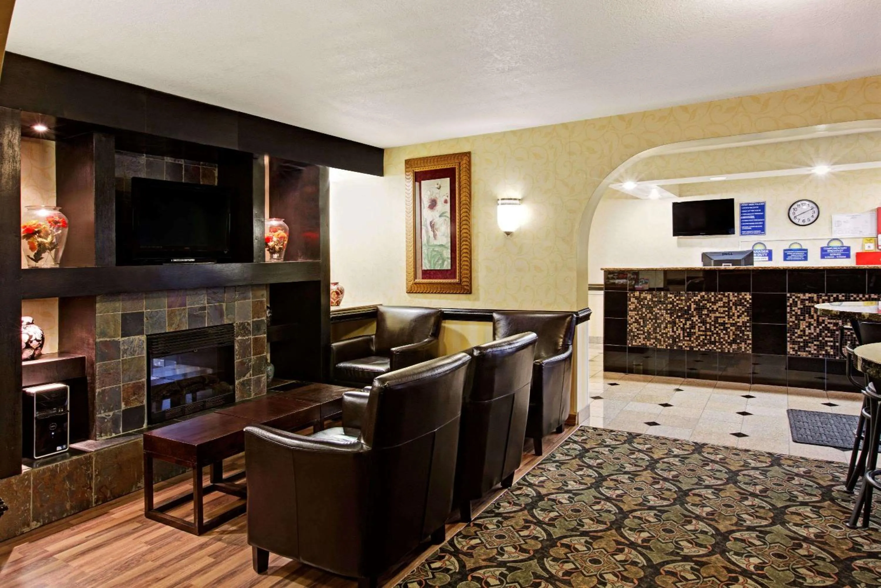 Lobby or reception in Days Inn by Wyndham Charlotte/Woodlawn Near Carowinds