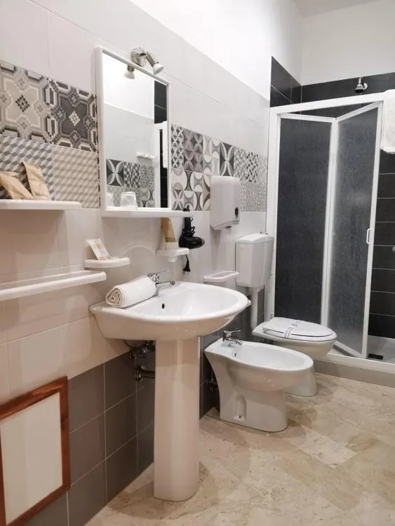 Bathroom in Fratelli Clemente Spa and Hotel