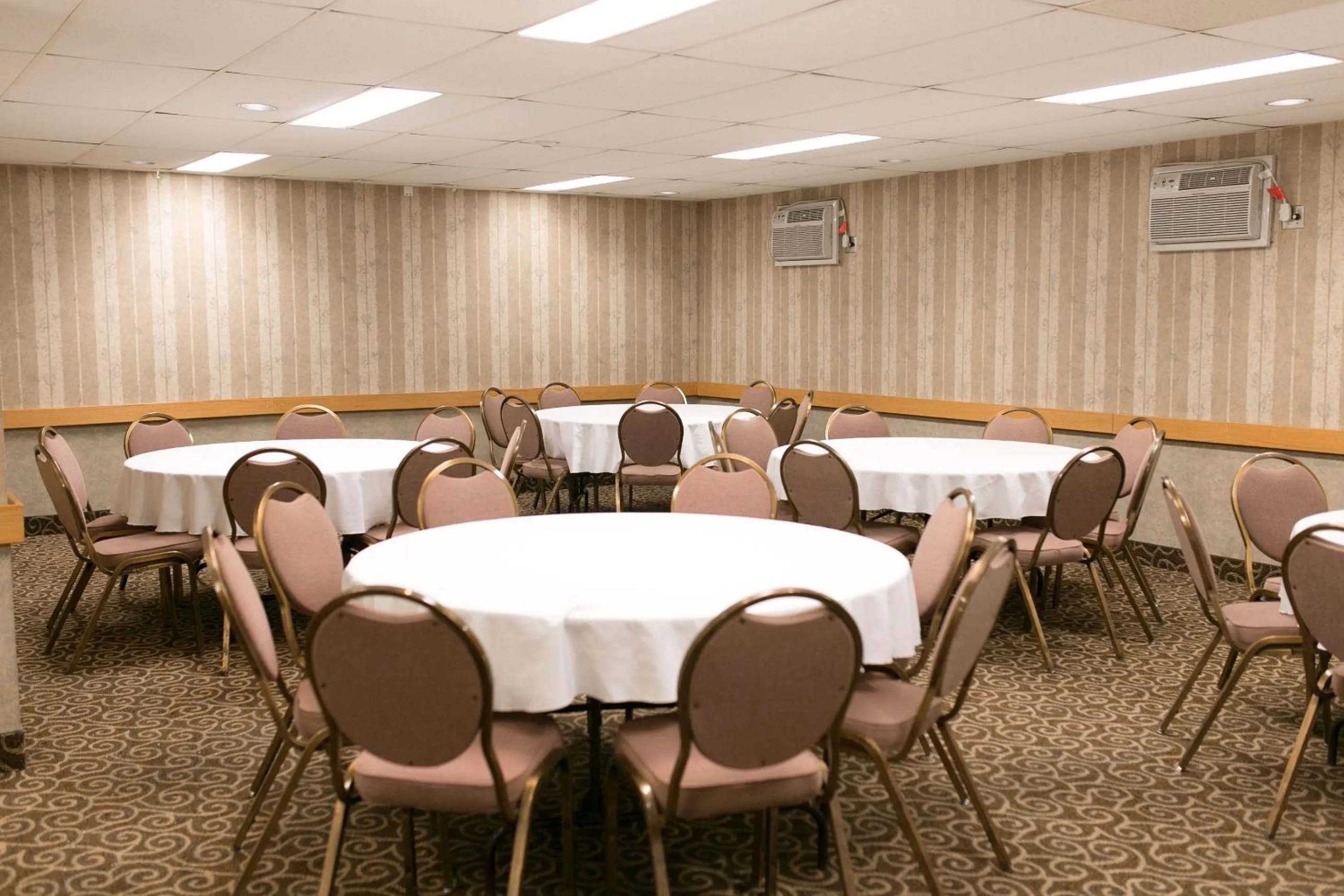 Banquet/Function facilities in Victoria Inn Flin Flon
