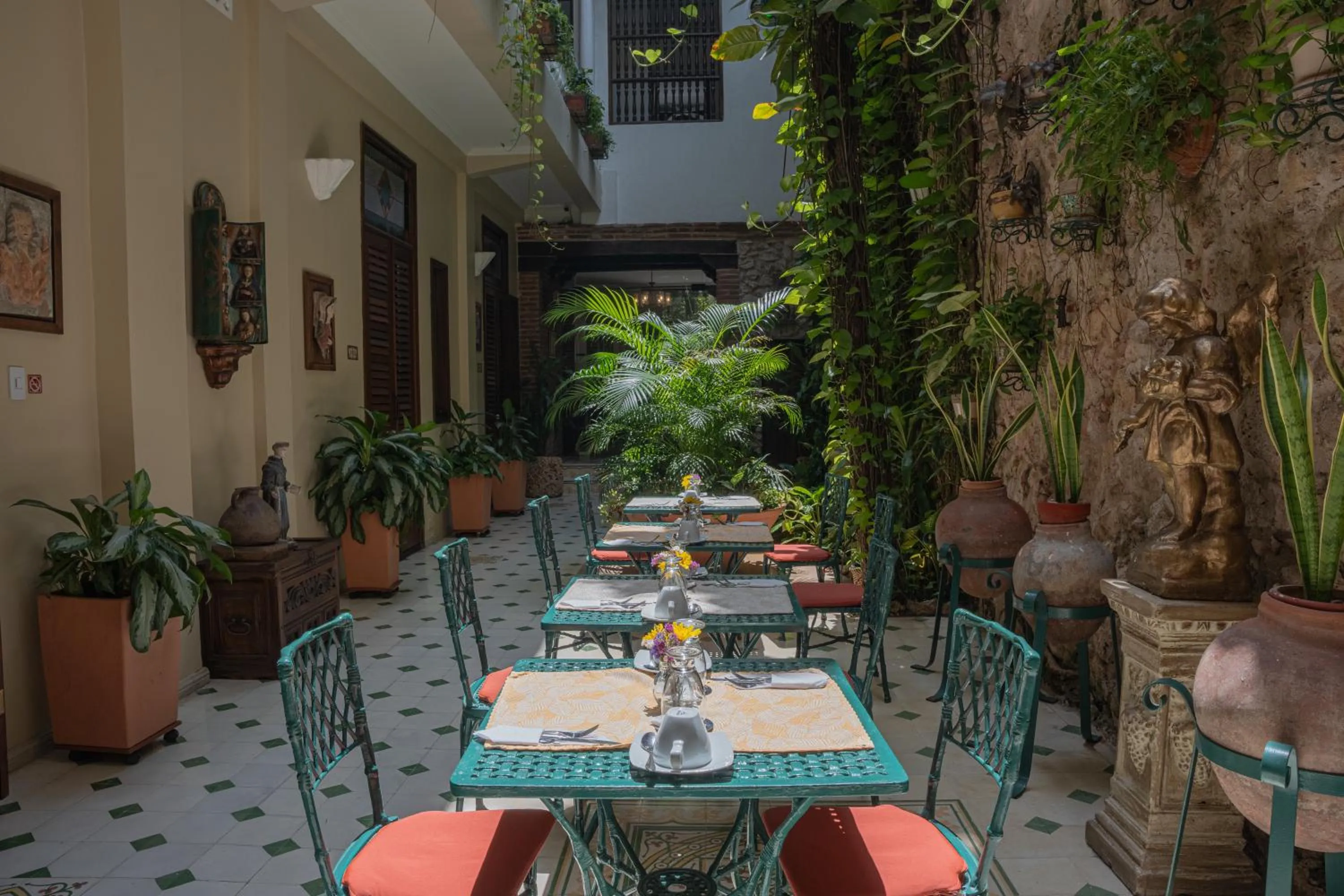 Property building in Hotel Casa La Fe